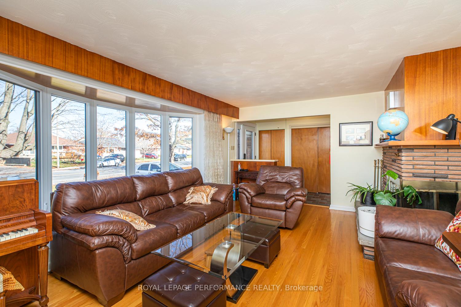 Photo 8 of 642 Sherbourne Road, Ottawa, Carlingwood — HOMEH