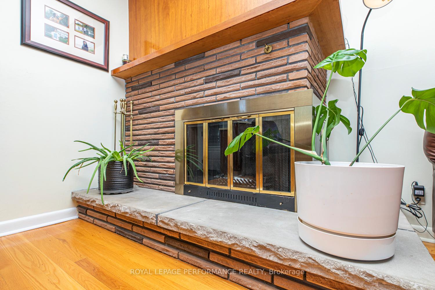 Photo 9 of 642 Sherbourne Road, Ottawa, Carlingwood — HOMEH
