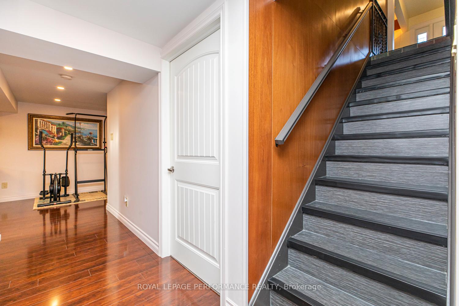Photo 29 of 642 Sherbourne Road, Ottawa, Carlingwood — HOMEH