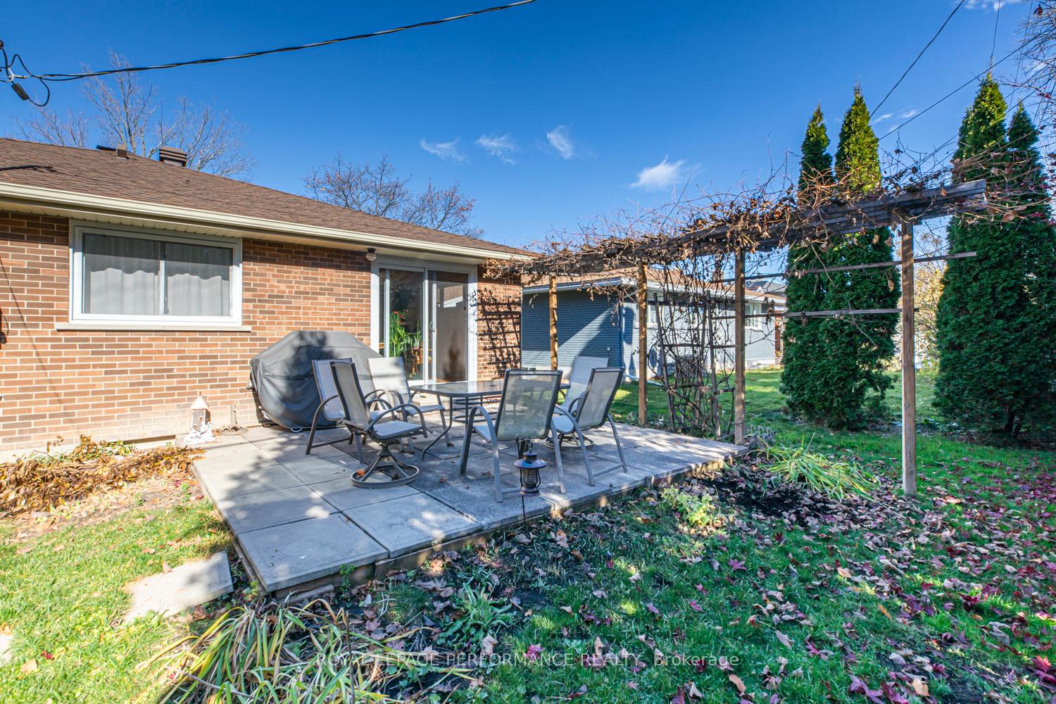 Photo 37 of 642 Sherbourne Road, Ottawa, Carlingwood — HOMEH