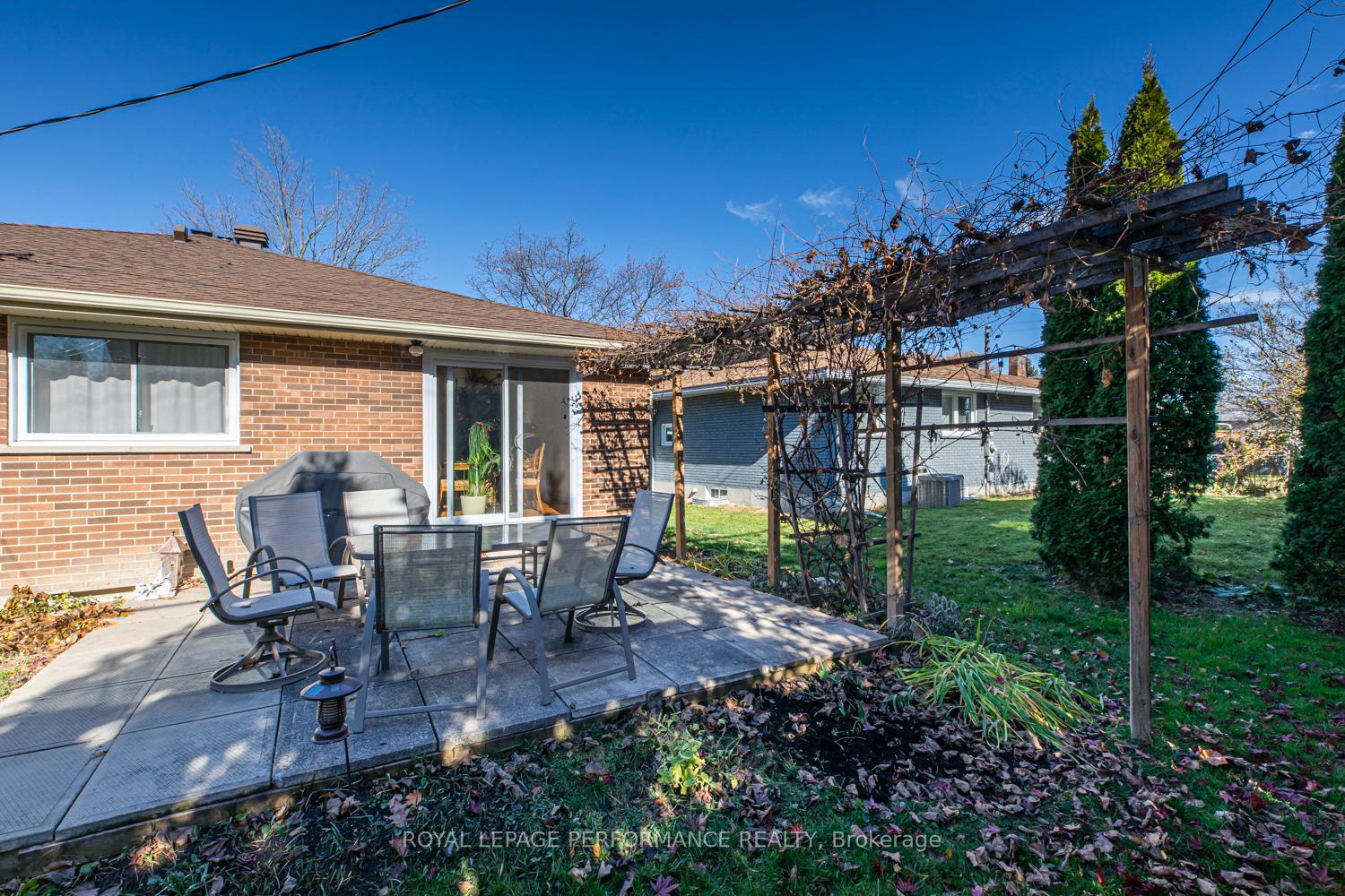 Photo 41 of 642 Sherbourne Road, Ottawa, Carlingwood — HOMEH