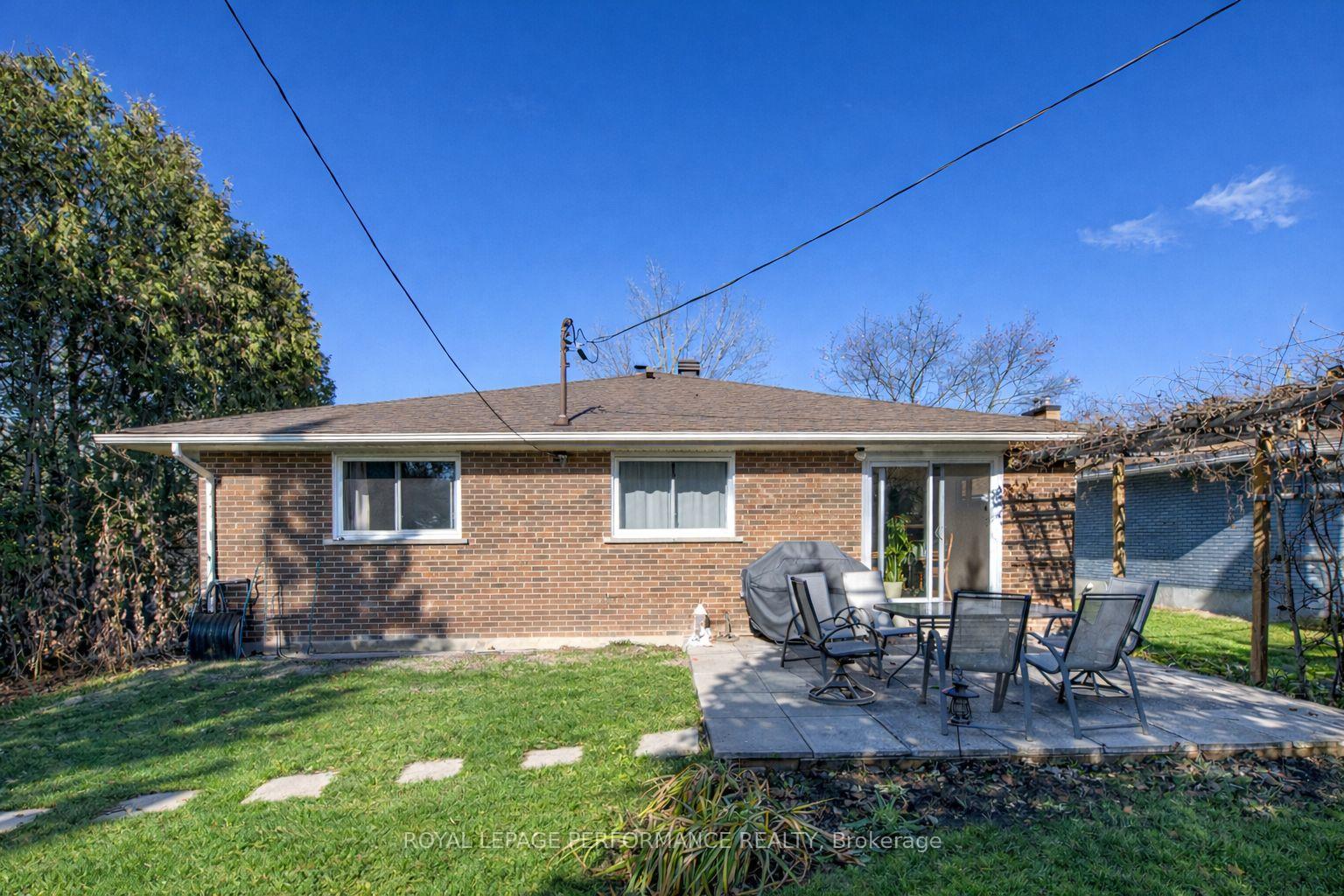 Photo 44 of 642 Sherbourne Road, Ottawa, Carlingwood — HOMEH