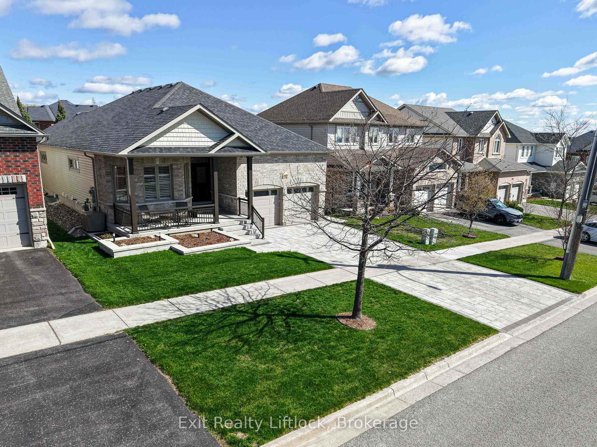 Photo 48 of 640 Heritage Trail, Peterborough, Northcrest Ward 5 — HOMEH