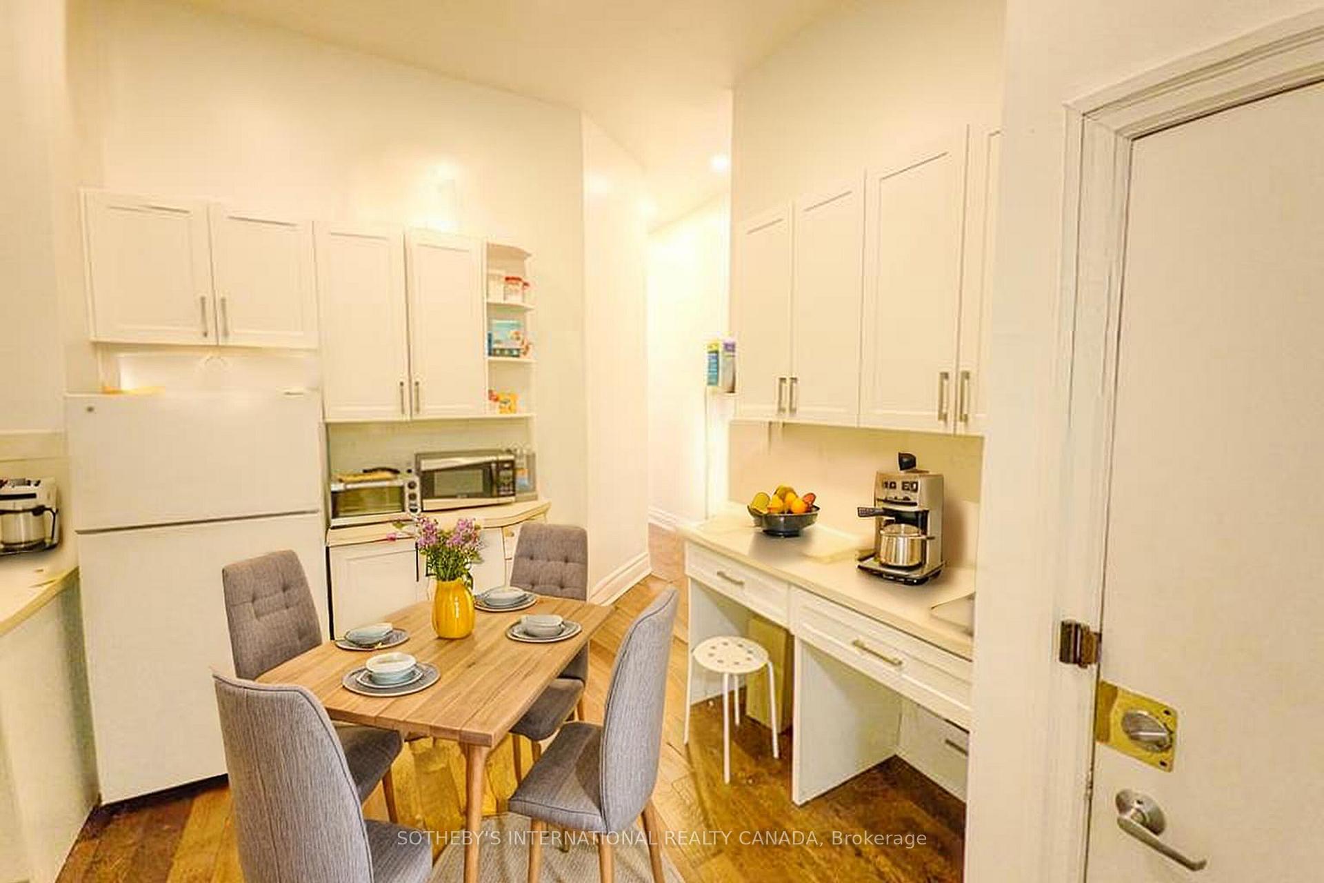 Photo 5 of Unit 1, 227 Beverley Street, Toronto, Kensington-Chinatown — HOMEH