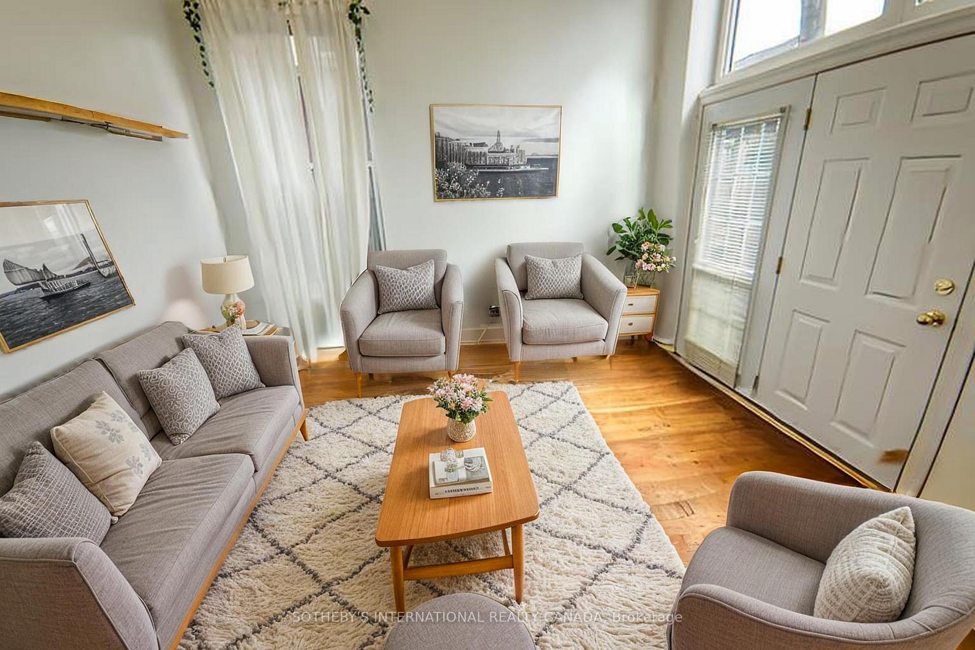 Photo 10 of Unit 1, 227 Beverley Street, Toronto, Kensington-Chinatown — HOMEH
