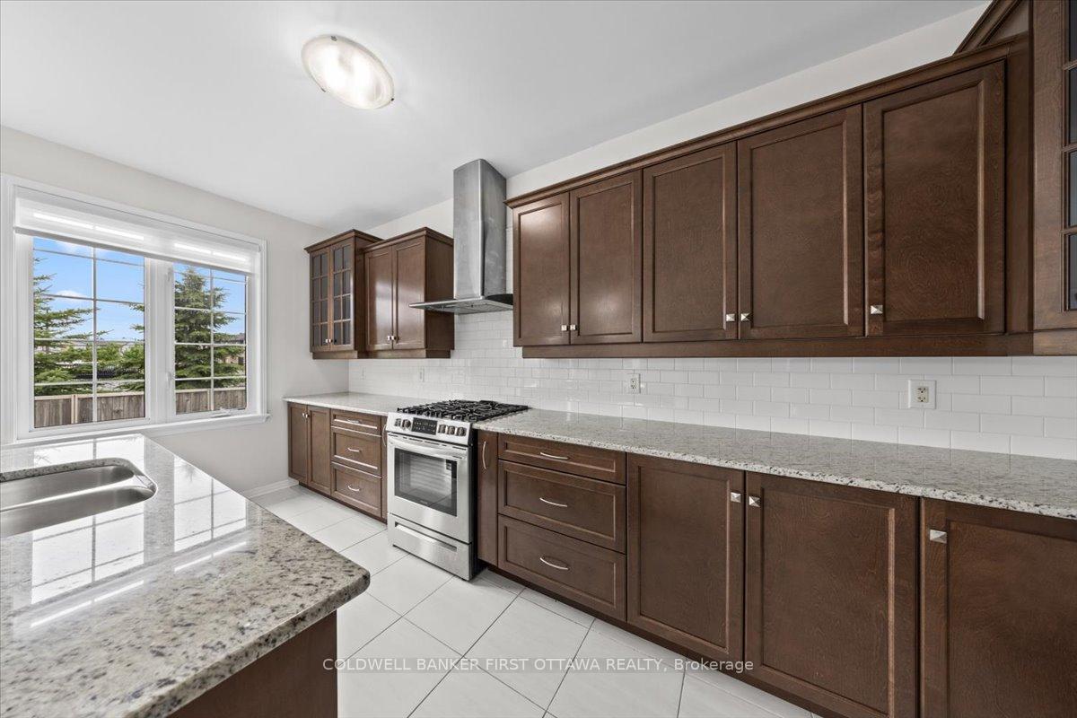 Photo 10 of 118 Culloden Crescent, Ottawa, Barrhaven - Stonebridge — HOMEH