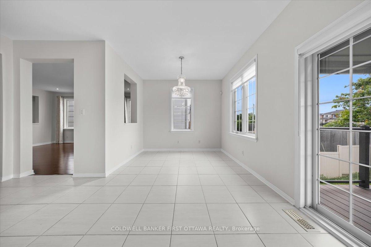 Photo 12 of 118 Culloden Crescent, Ottawa, Barrhaven - Stonebridge — HOMEH