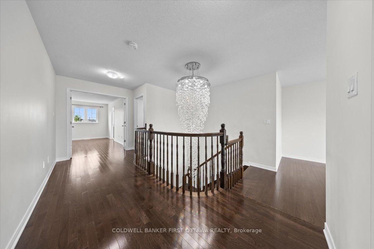 Photo 19 of 118 Culloden Crescent, Ottawa, Barrhaven - Stonebridge — HOMEH