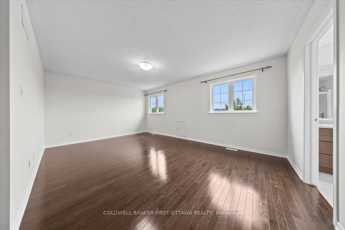 Photo 20 of 118 Culloden Crescent, Ottawa, Barrhaven - Stonebridge — HOMEH