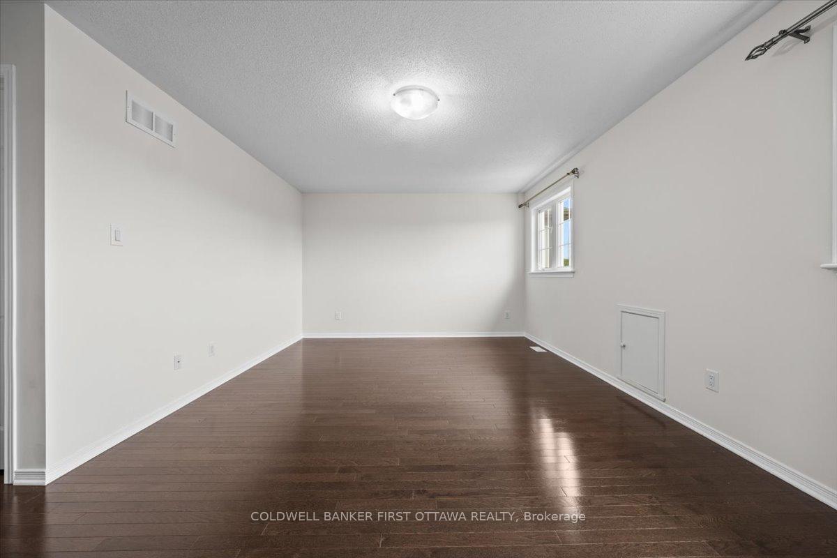 Photo 22 of 118 Culloden Crescent, Ottawa, Barrhaven - Stonebridge — HOMEH