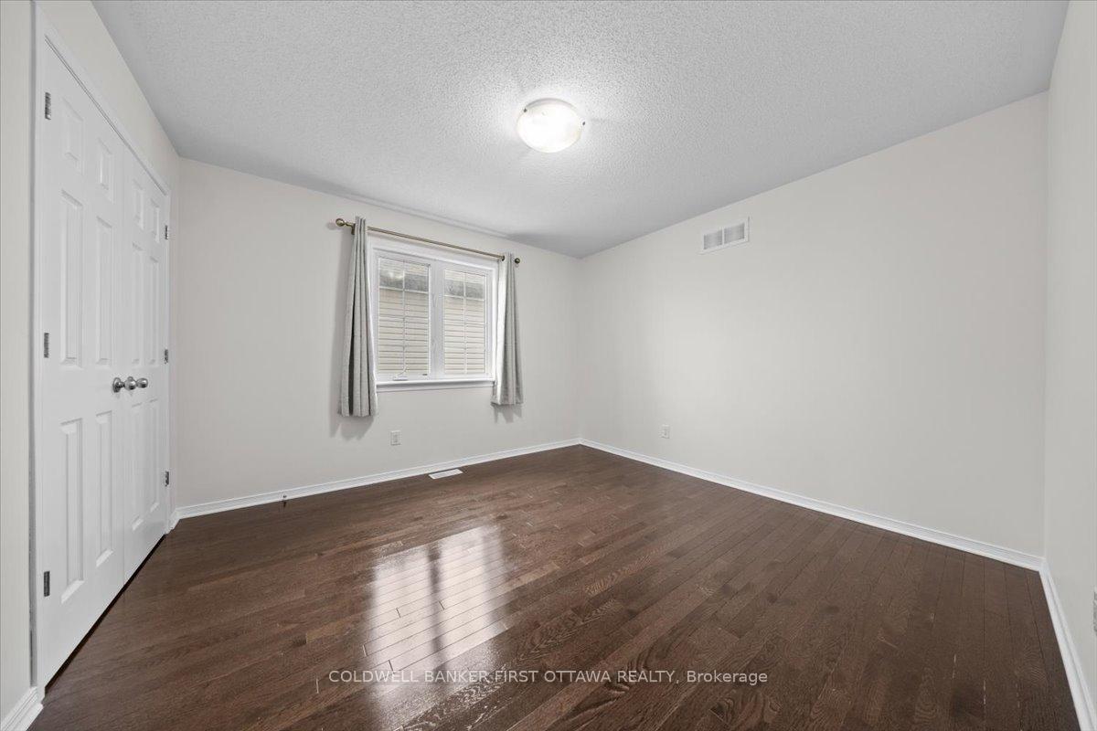 Photo 26 of 118 Culloden Crescent, Ottawa, Barrhaven - Stonebridge — HOMEH