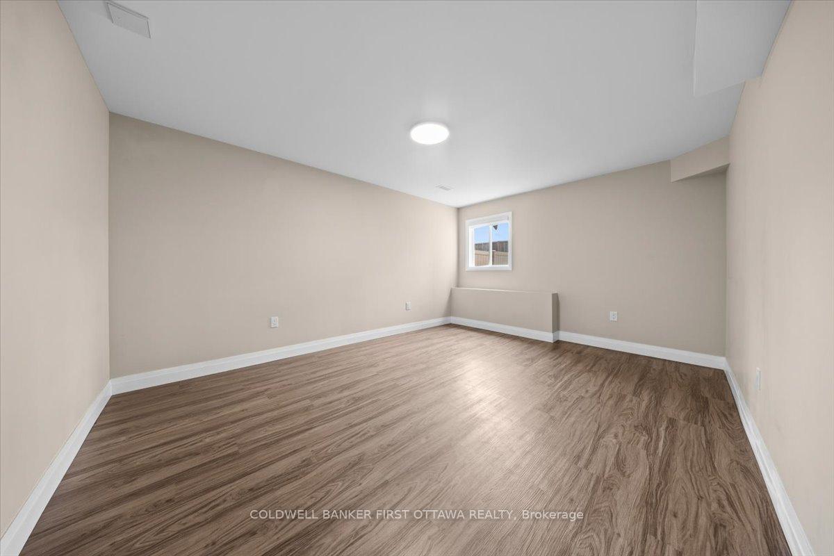 Photo 37 of 118 Culloden Crescent, Ottawa, Barrhaven - Stonebridge — HOMEH