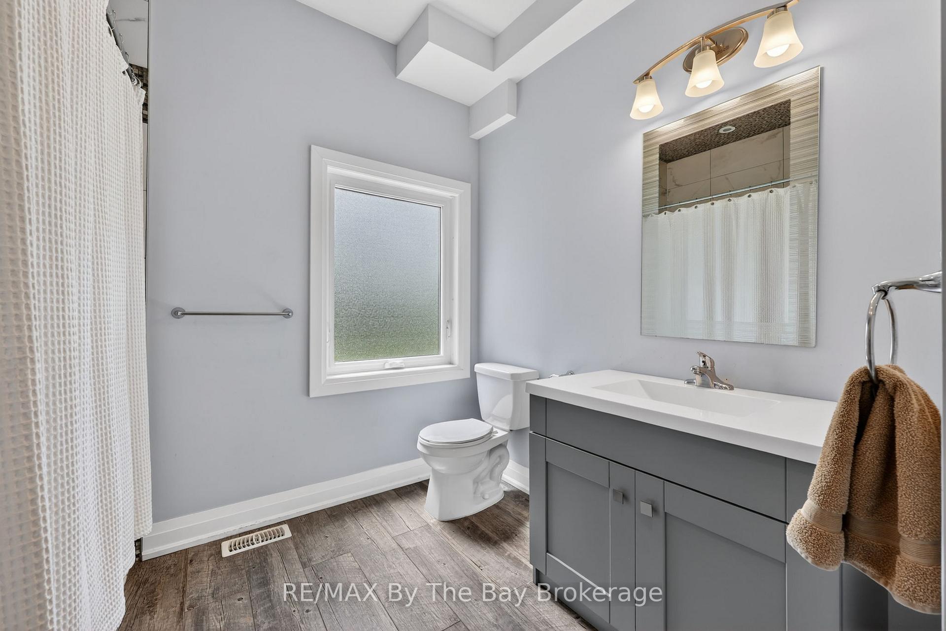 Photo 15 of 17 Elizabeth Avenue, Tiny, Rural Tiny — HOMEH