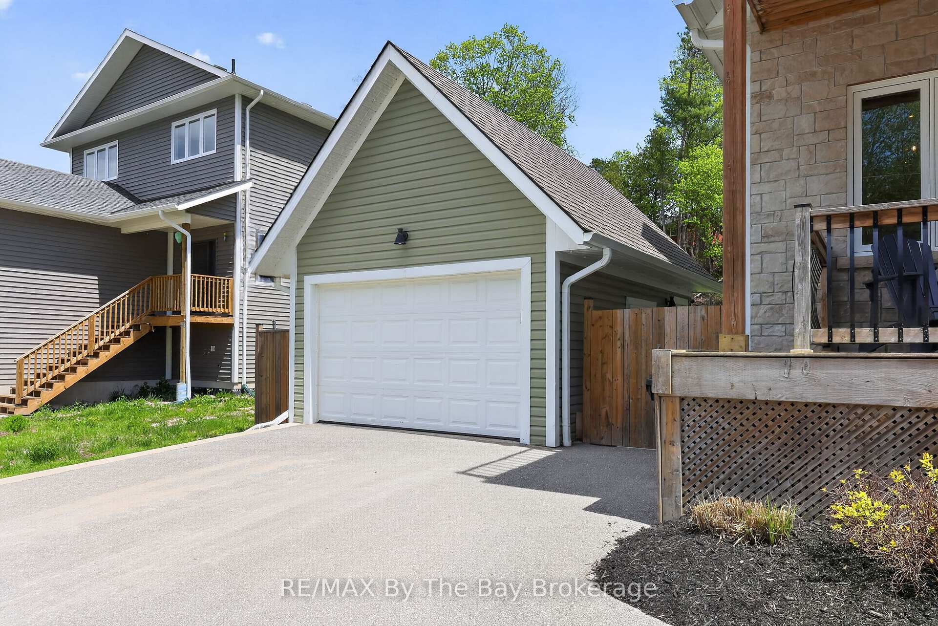 Photo 39 of 17 Elizabeth Avenue, Tiny, Rural Tiny — HOMEH