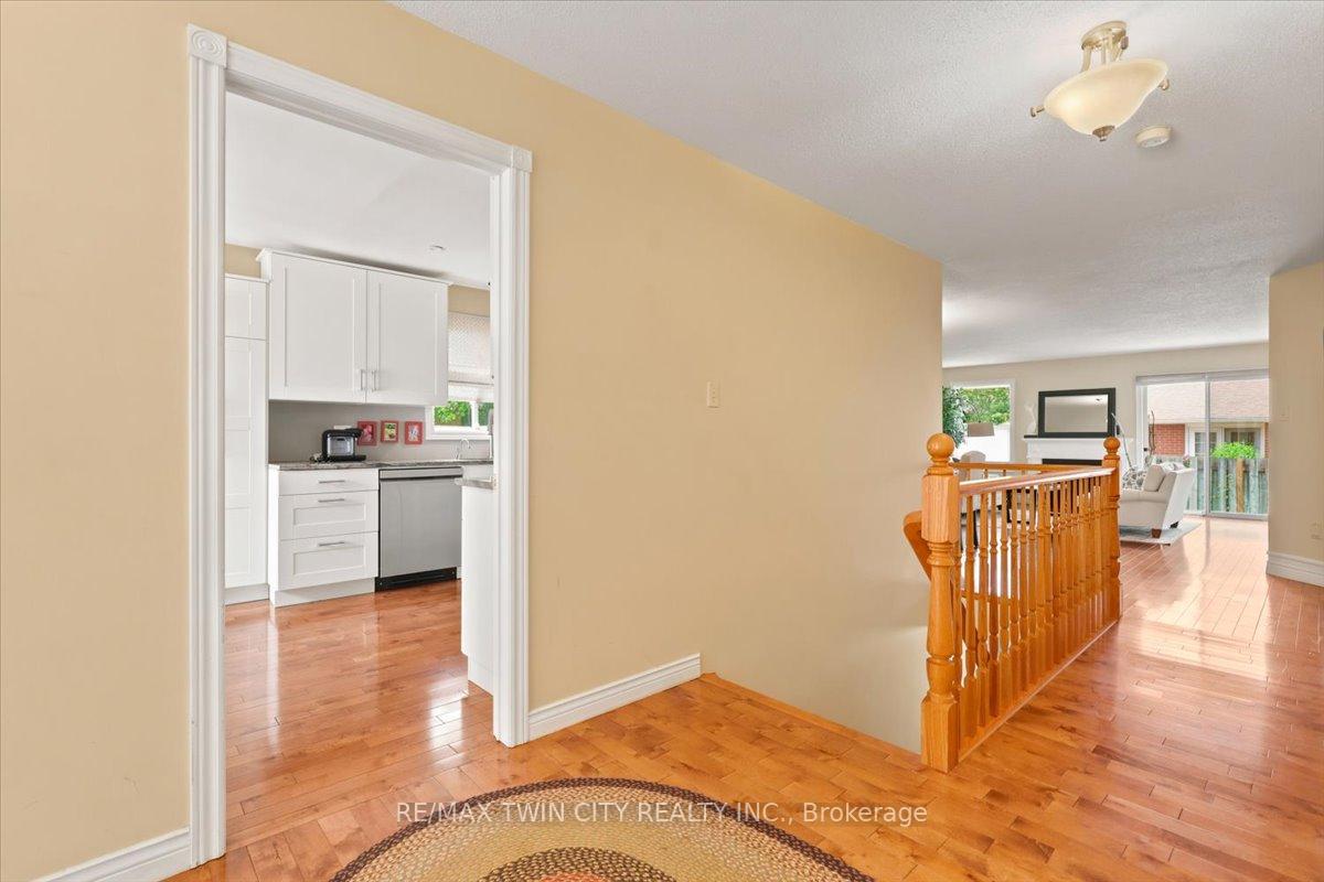 Photo 10 of Unit 14, 75 Beasley Crescent, Cambridge, Greenway-Chaplin — HOMEH
