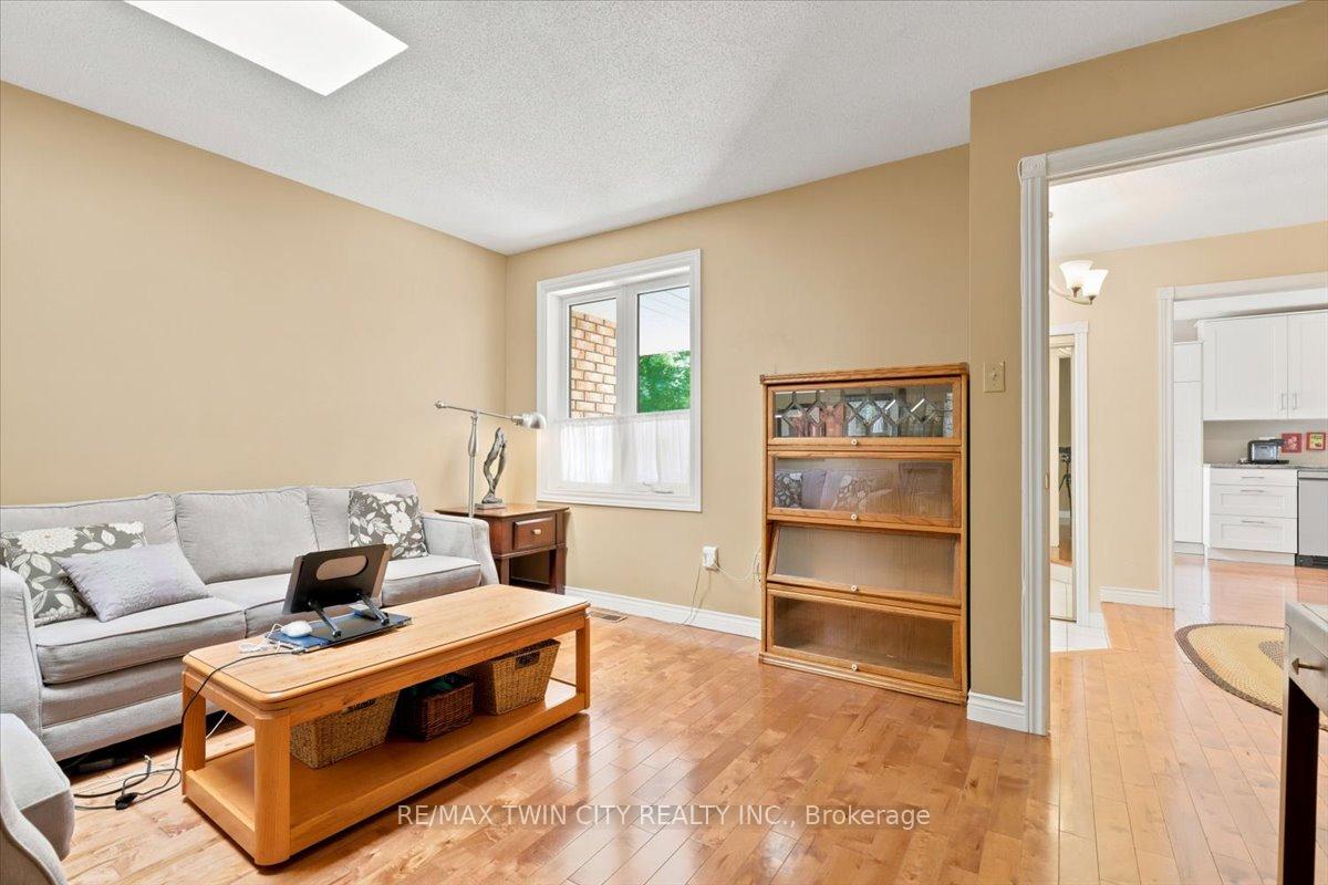Photo 32 of Unit 14, 75 Beasley Crescent, Cambridge, Greenway-Chaplin — HOMEH