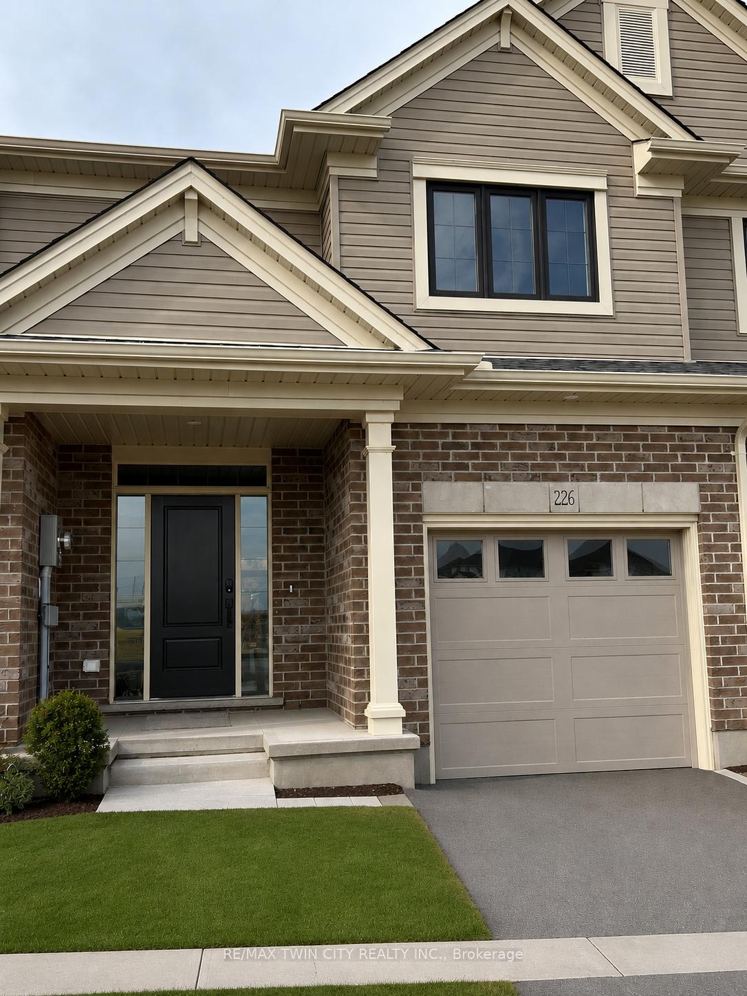 Photo 1 of 226 Renaissance Drive, St. Thomas — HOMEH
