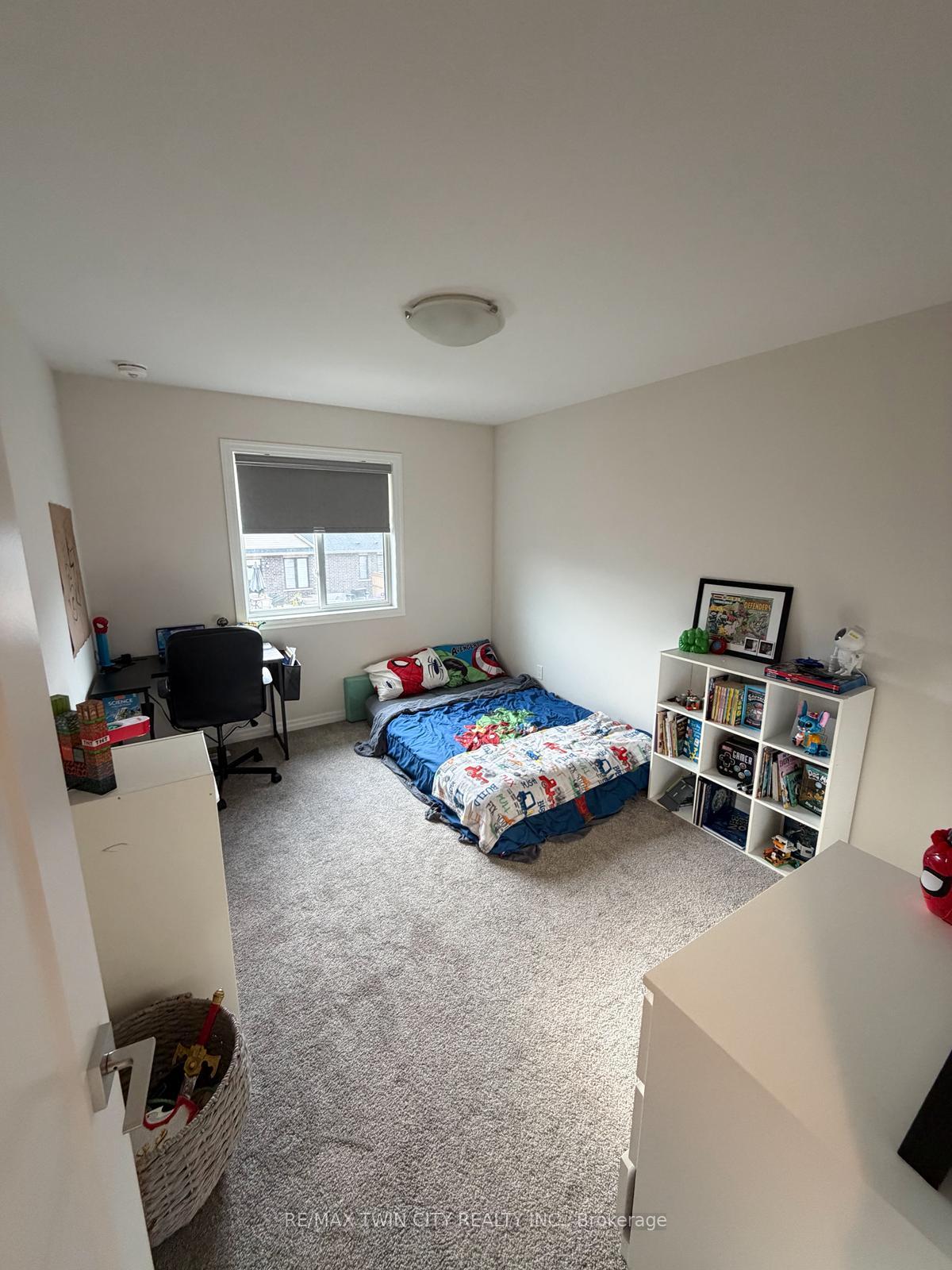 Photo 9 of 226 Renaissance Drive, St. Thomas — HOMEH