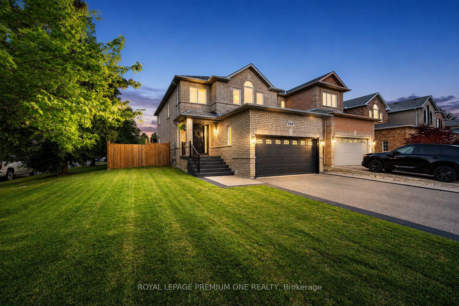 Photo 2 of 100 Isaac Murray Avenue, Vaughan, Maple — HOMEH
