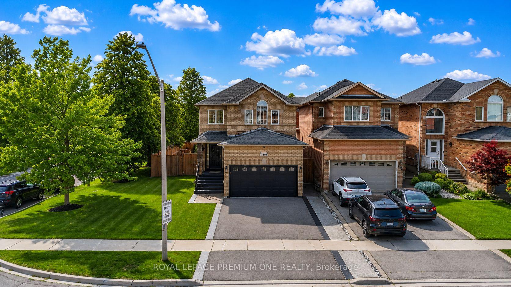 Photo 3 of 100 Isaac Murray Avenue, Vaughan, Maple — HOMEH