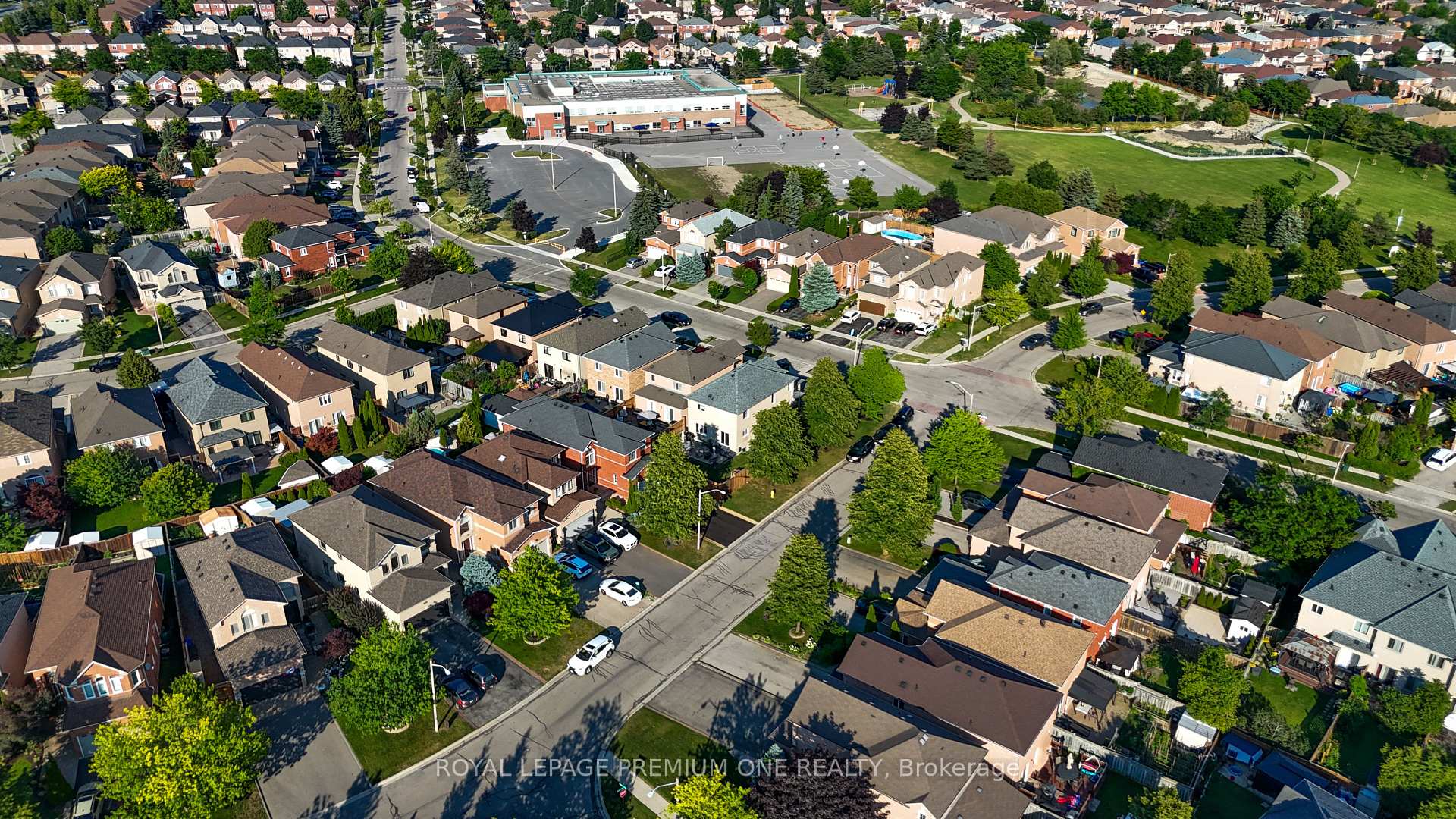 Photo 42 of 100 Isaac Murray Avenue, Vaughan, Maple — HOMEH
