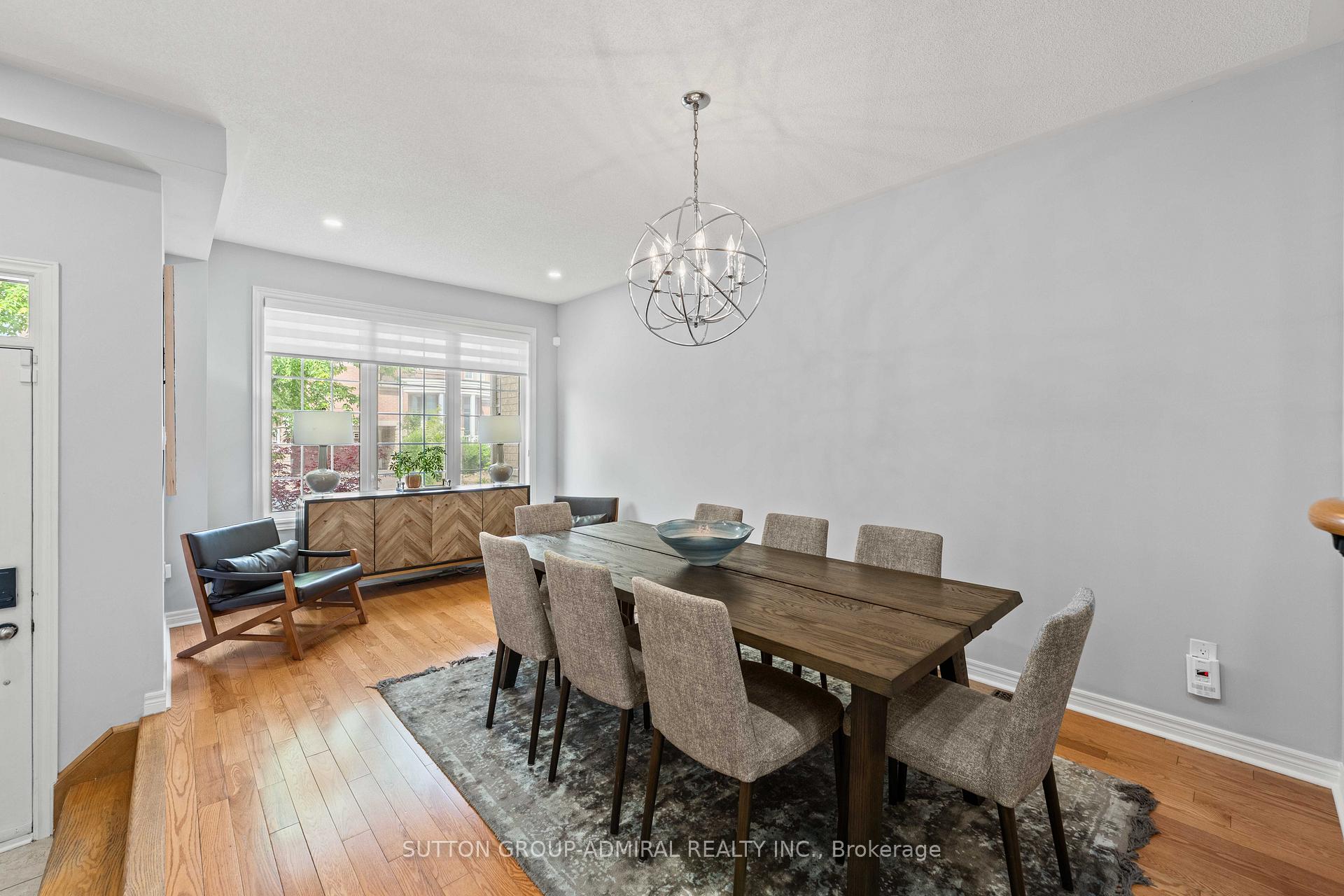 Photo 4 of 11 Clovis Street, Vaughan, Patterson — HOMEH