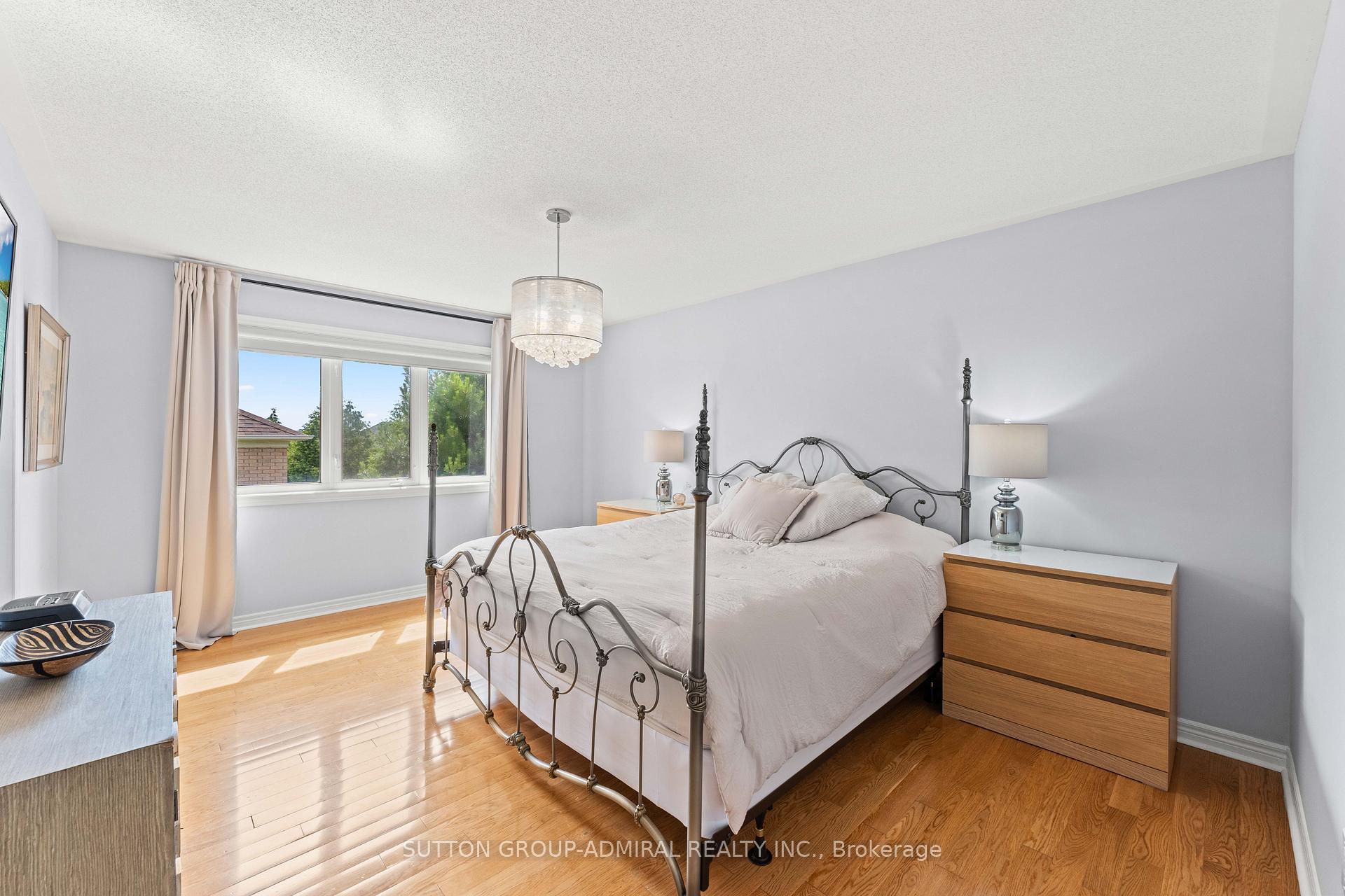 Photo 12 of 11 Clovis Street, Vaughan, Patterson — HOMEH