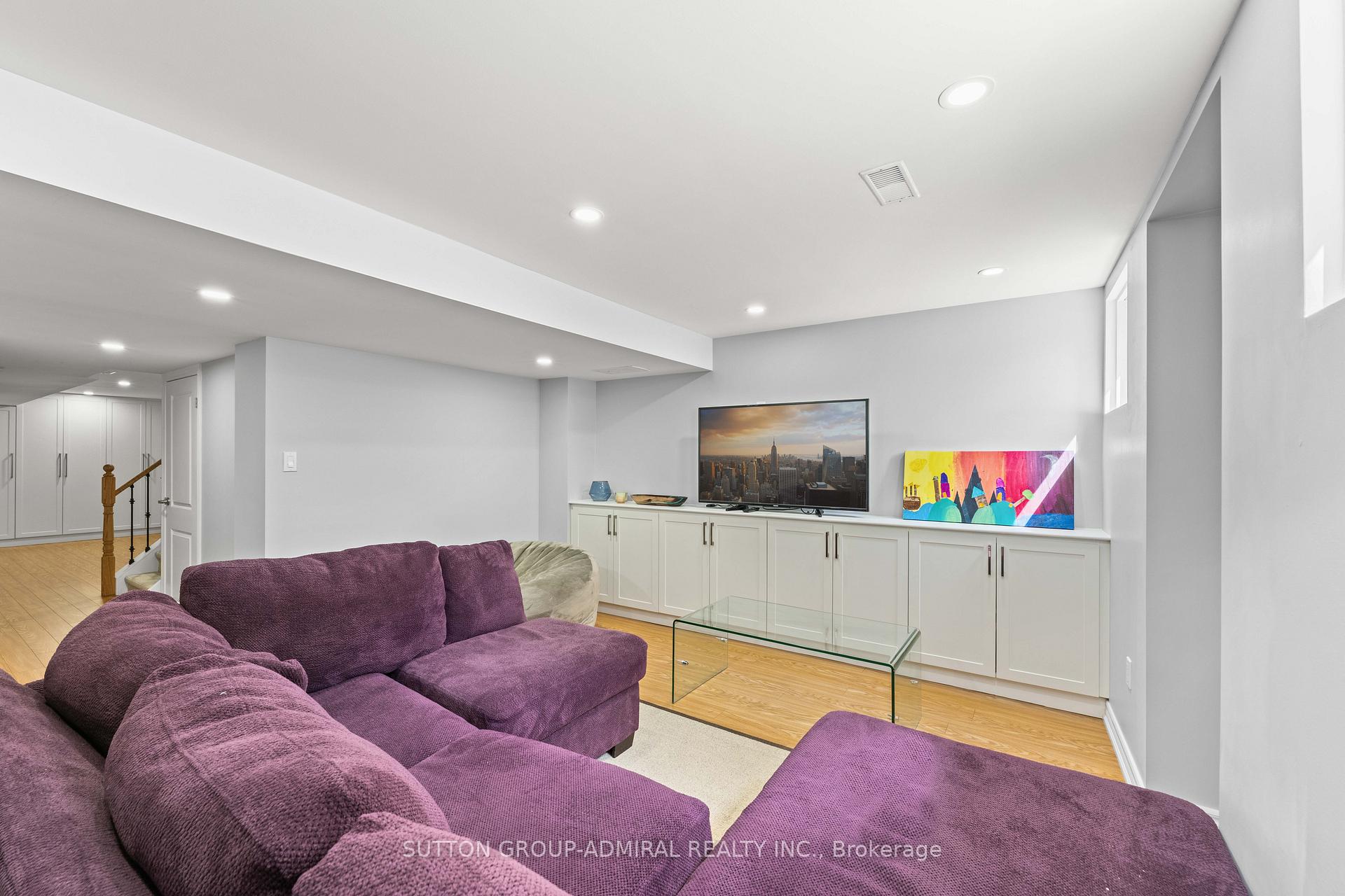 Photo 19 of 11 Clovis Street, Vaughan, Patterson — HOMEH