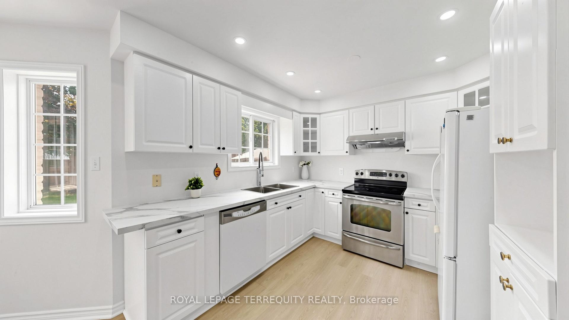 Photo 9 of Unit 2, 700 Champlain Boulevard, Cambridge, Little's Corners — HOMEH