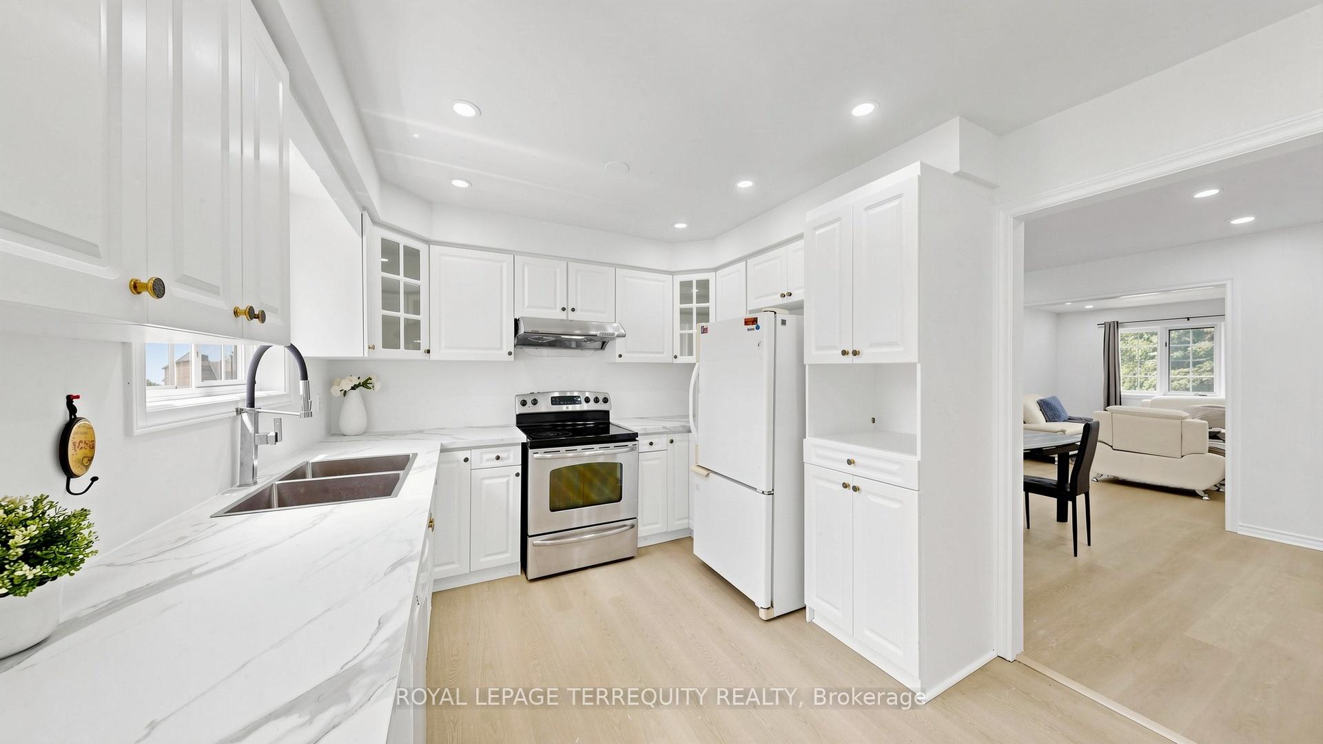 Photo 10 of Unit 2, 700 Champlain Boulevard, Cambridge, Little's Corners — HOMEH