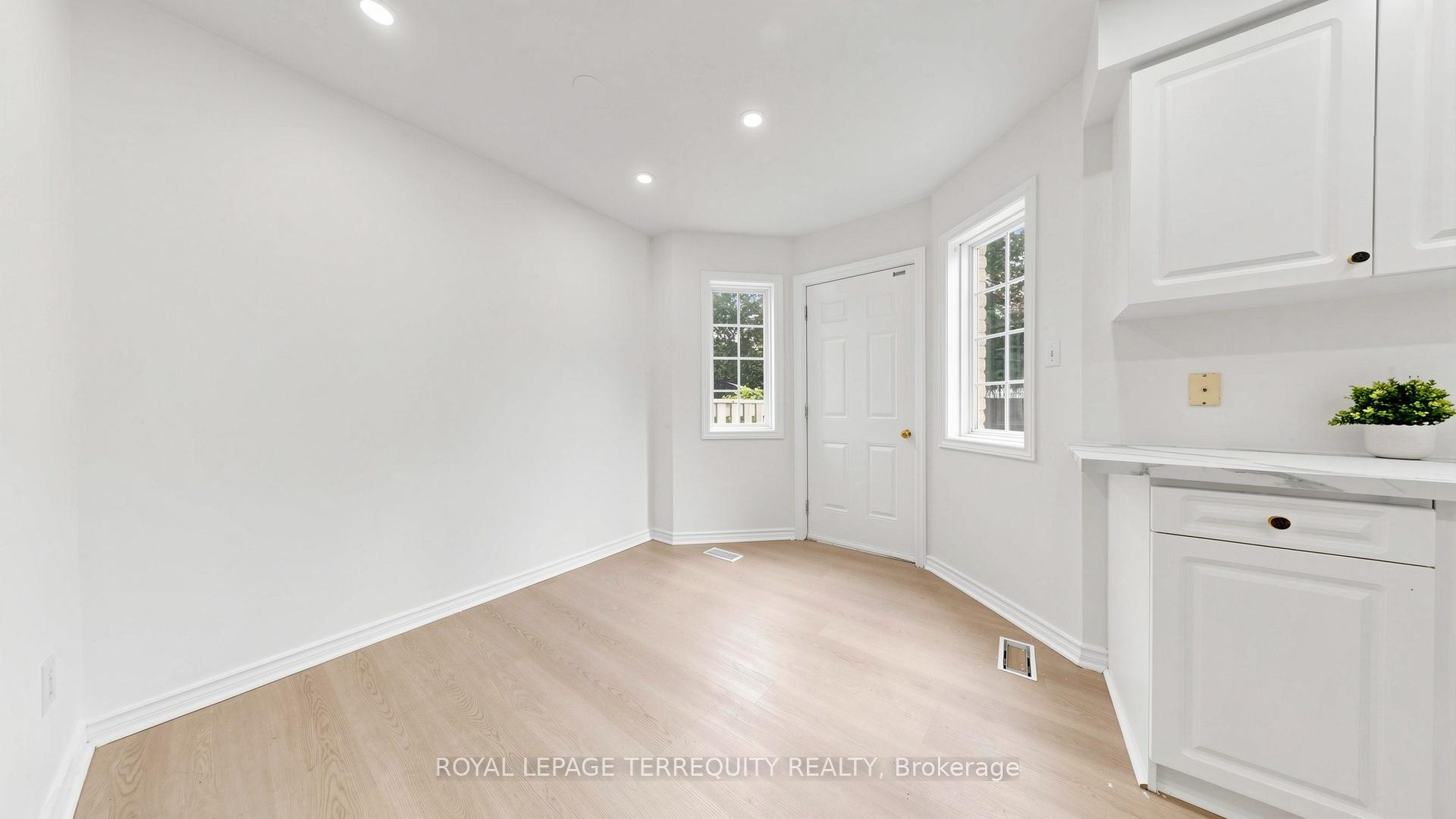 Photo 12 of Unit 2, 700 Champlain Boulevard, Cambridge, Little's Corners — HOMEH