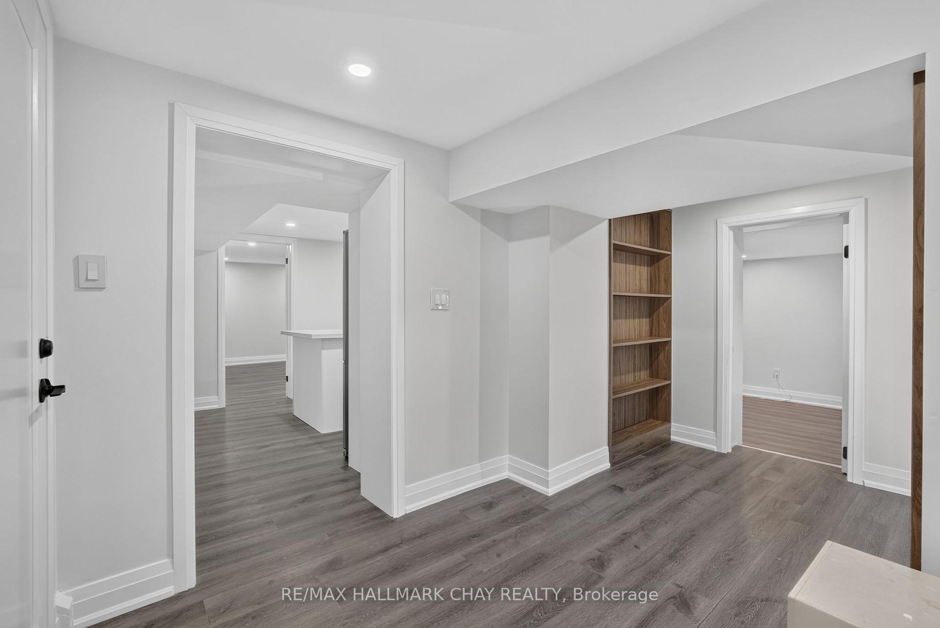 Photo 8 of Unit Lower, 80 Beaumode Heights Drive, Etobicoke, Thistletown-Beaumonde Heights — HOMEH
