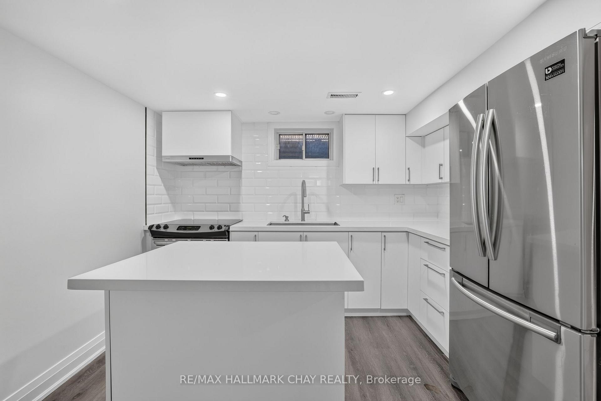 Photo 12 of Unit Lower, 80 Beaumode Heights Drive, Etobicoke, Thistletown-Beaumonde Heights — HOMEH