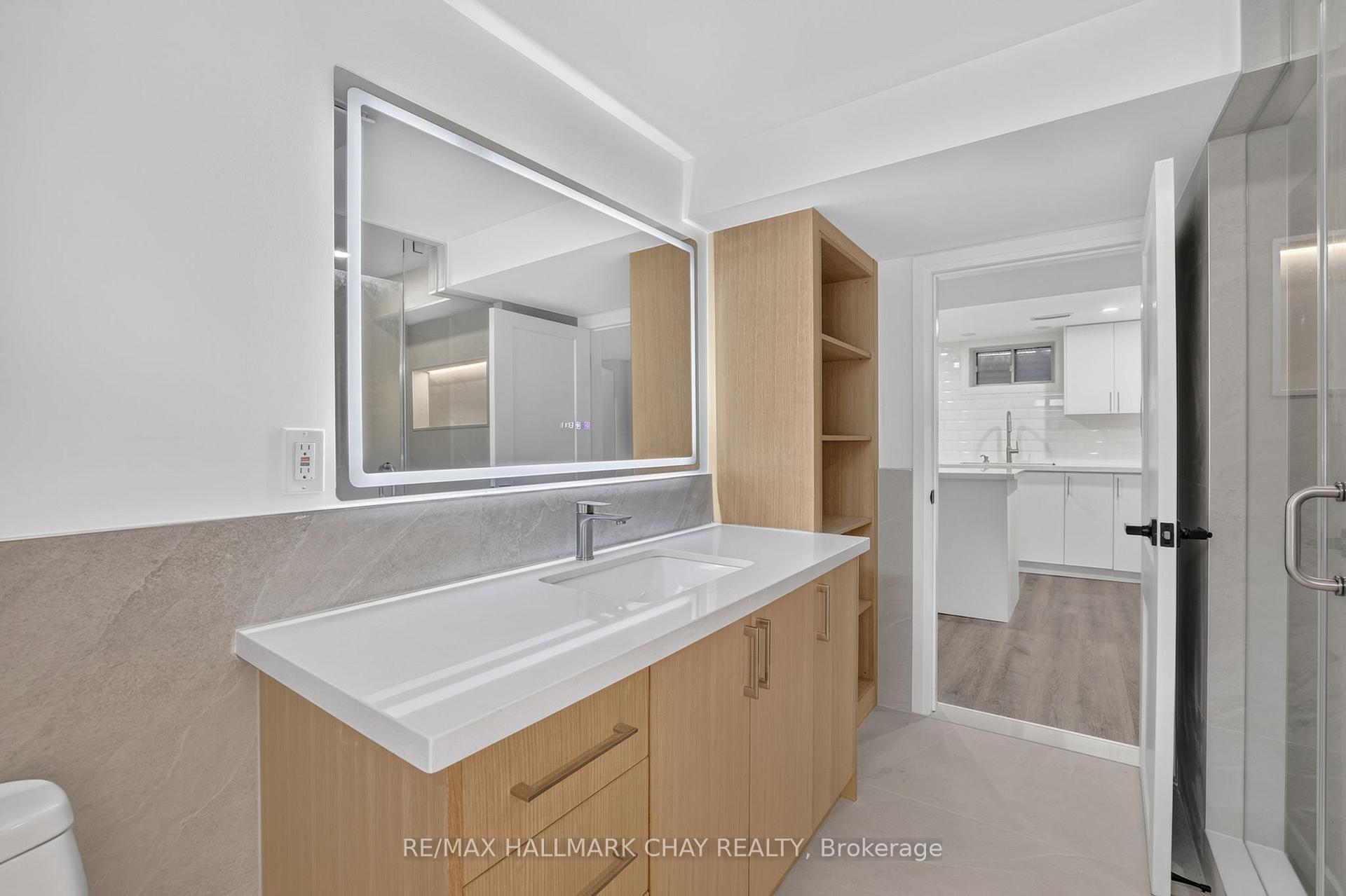 Photo 27 of Unit Lower, 80 Beaumode Heights Drive, Etobicoke, Thistletown-Beaumonde Heights — HOMEH