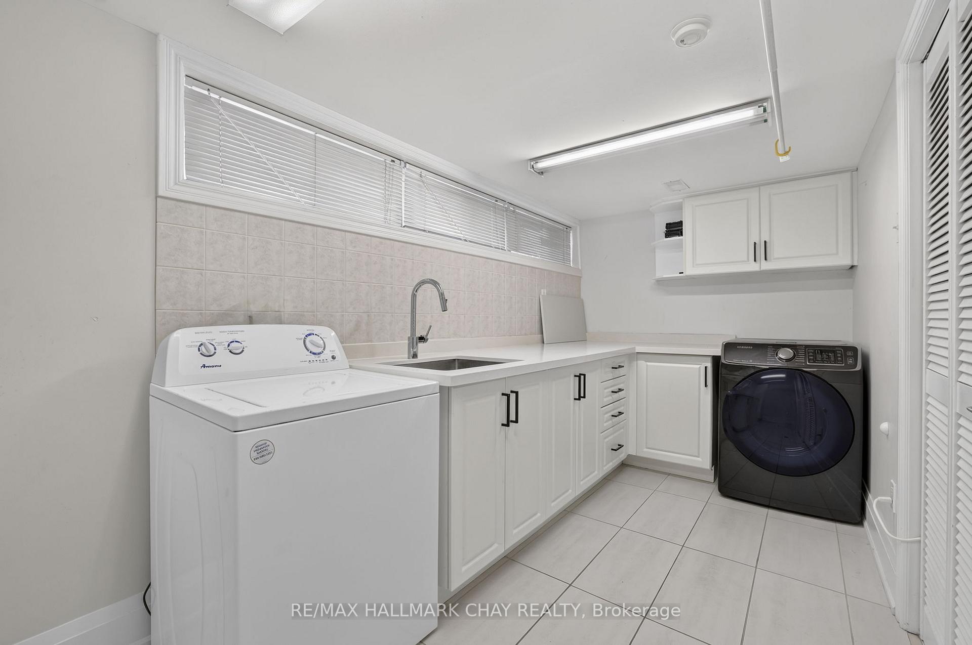Photo 29 of Unit Lower, 80 Beaumode Heights Drive, Etobicoke, Thistletown-Beaumonde Heights — HOMEH