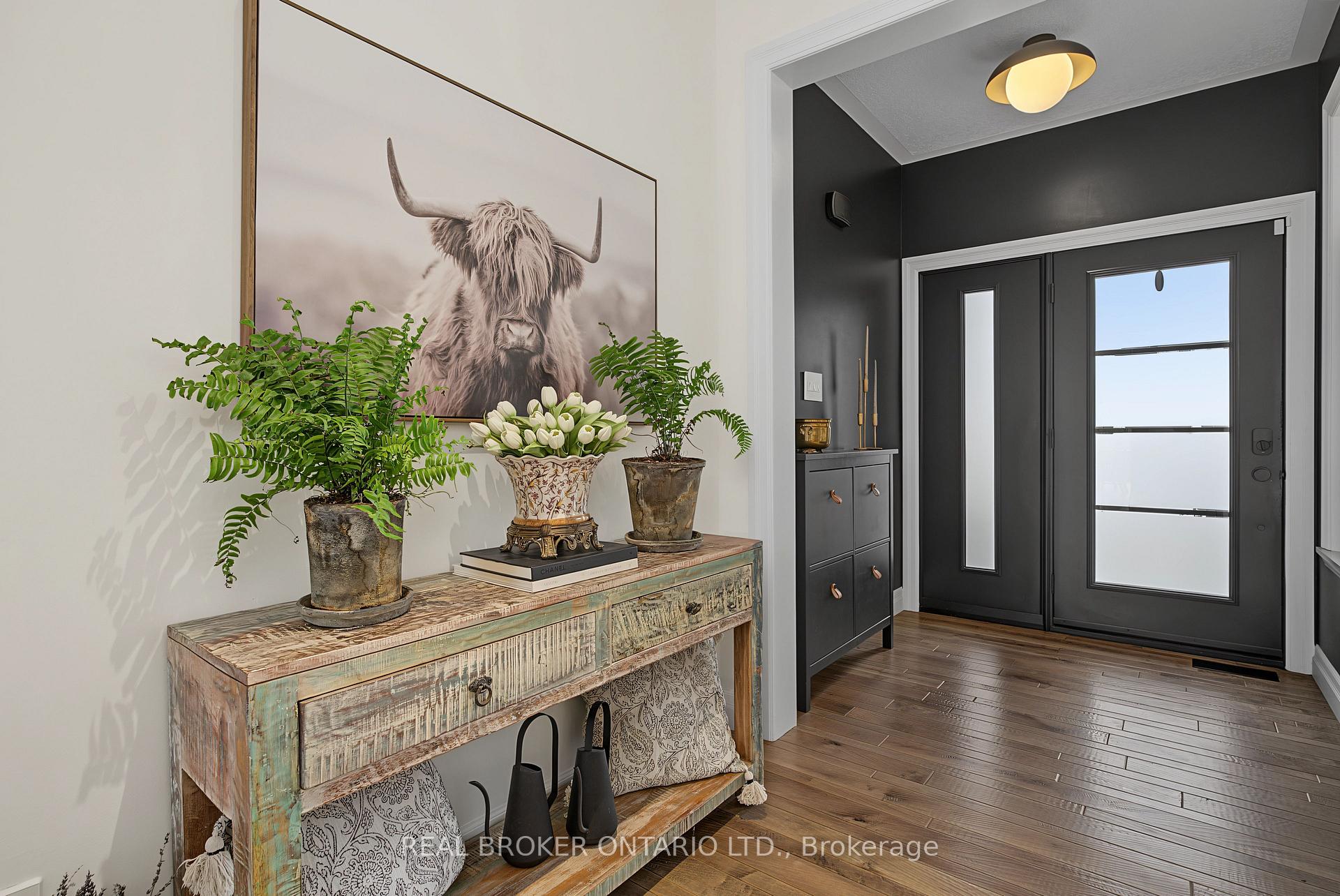 Photo 3 of 422 Rideau River Street, Waterloo, Conservation Meadows — HOMEH