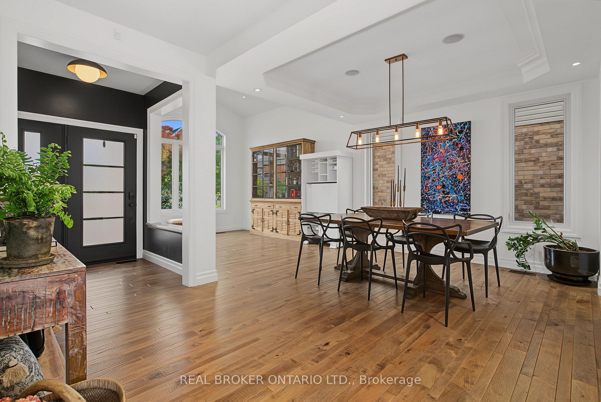 Photo 6 of 422 Rideau River Street, Waterloo, Conservation Meadows — HOMEH