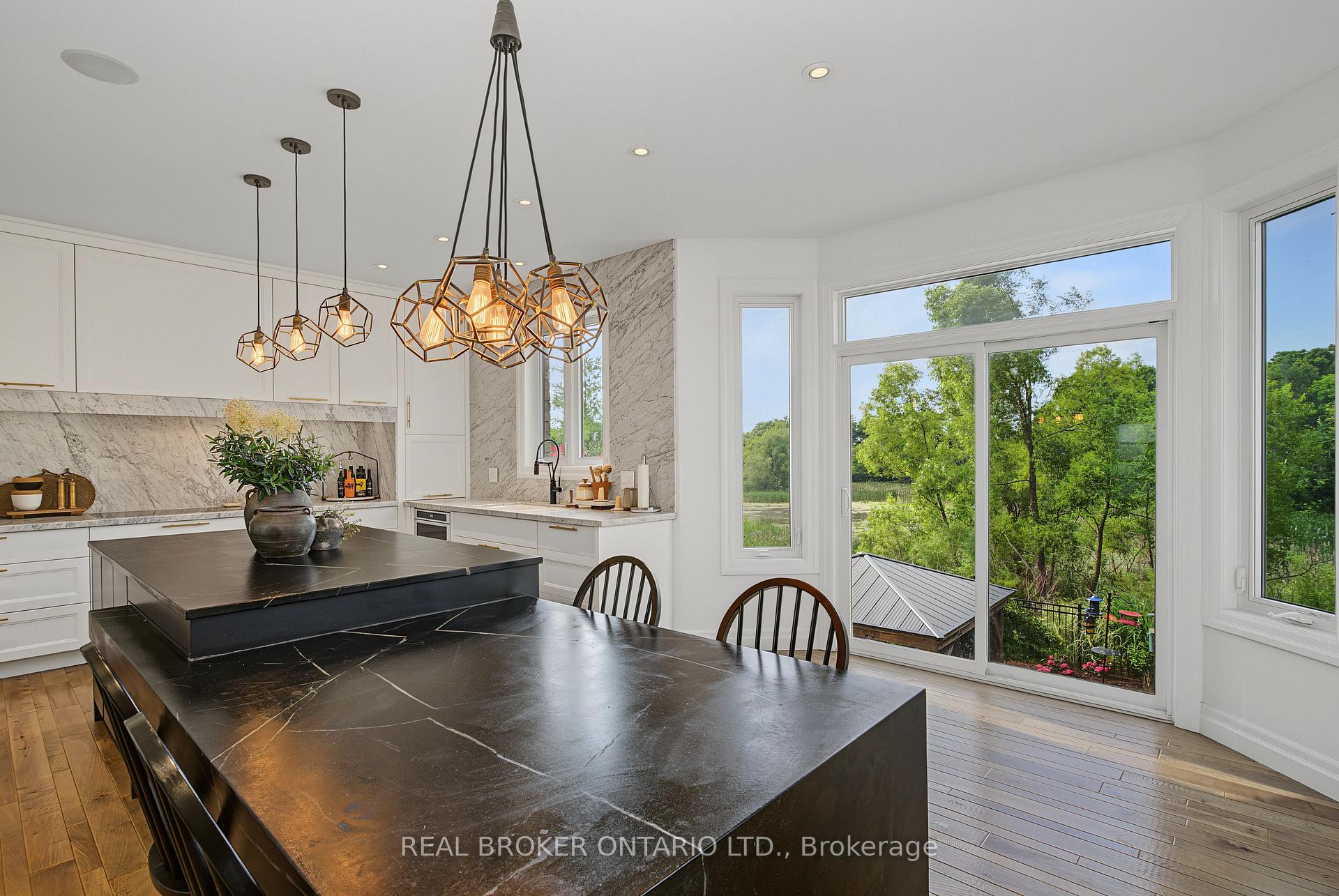Photo 11 of 422 Rideau River Street, Waterloo, Conservation Meadows — HOMEH