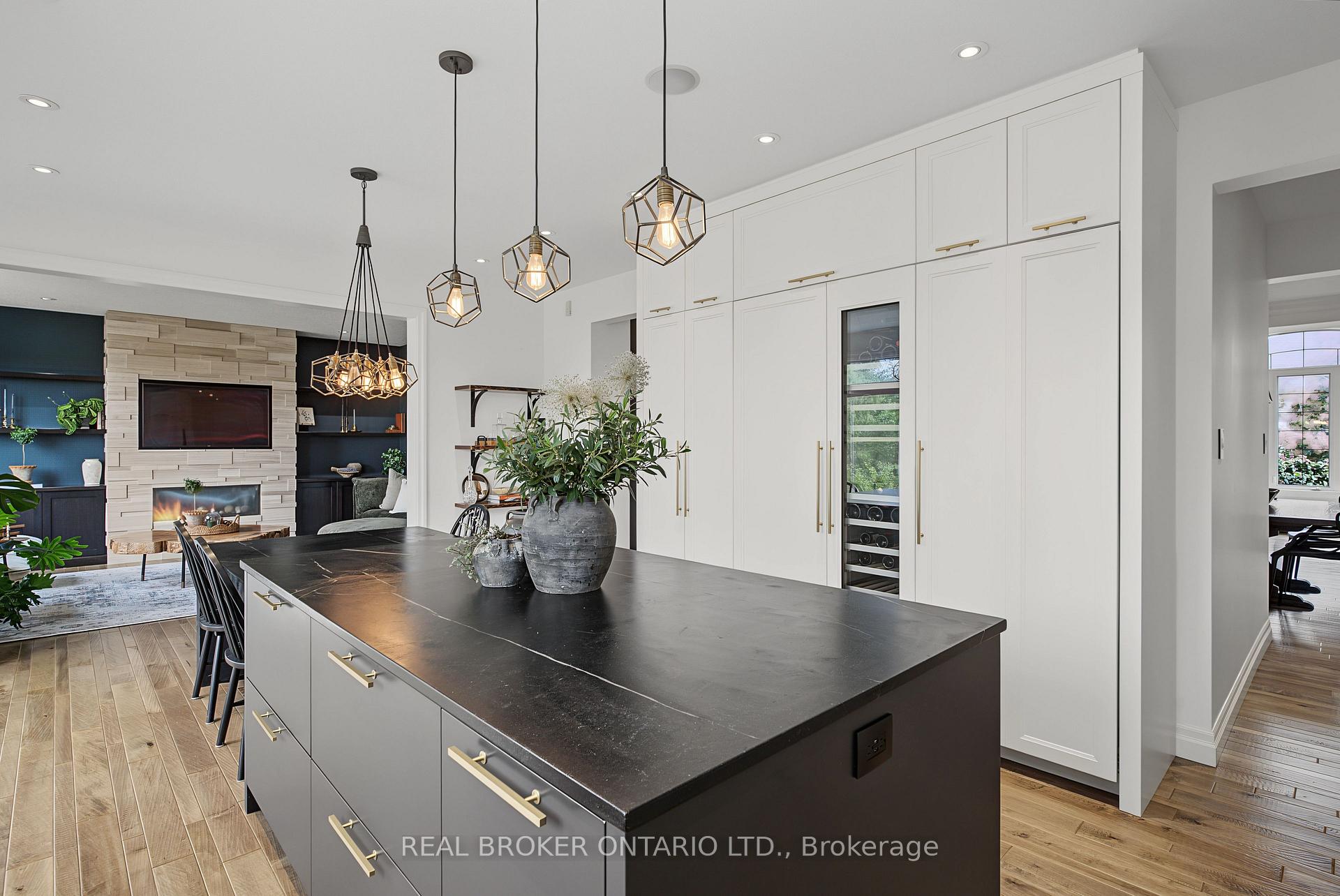Photo 18 of 422 Rideau River Street, Waterloo, Conservation Meadows — HOMEH