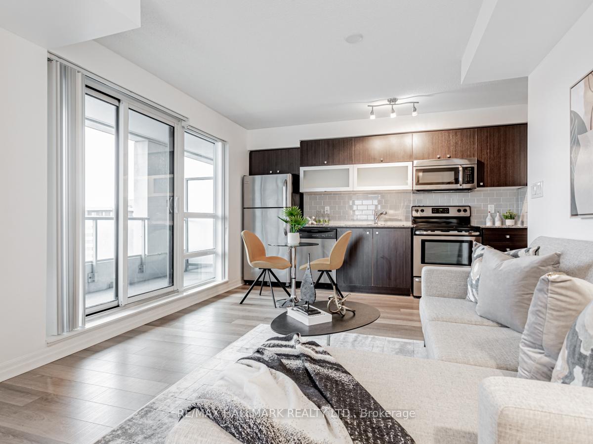 Photo 8 of Unit 1905, 2015 Sheppard Avenue E, North York, Henry Farm — HOMEH