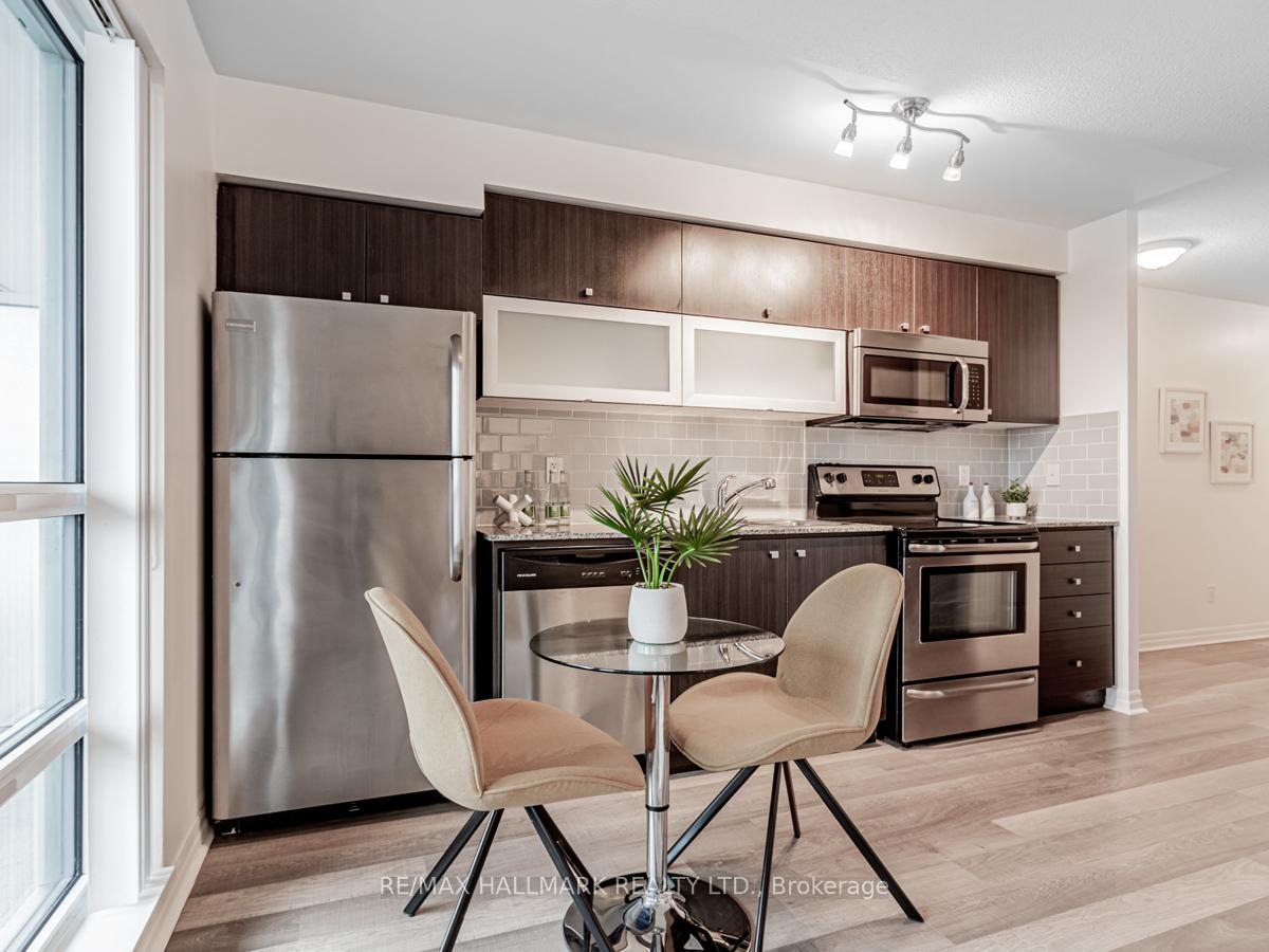 Photo 13 of Unit 1905, 2015 Sheppard Avenue E, North York, Henry Farm — HOMEH