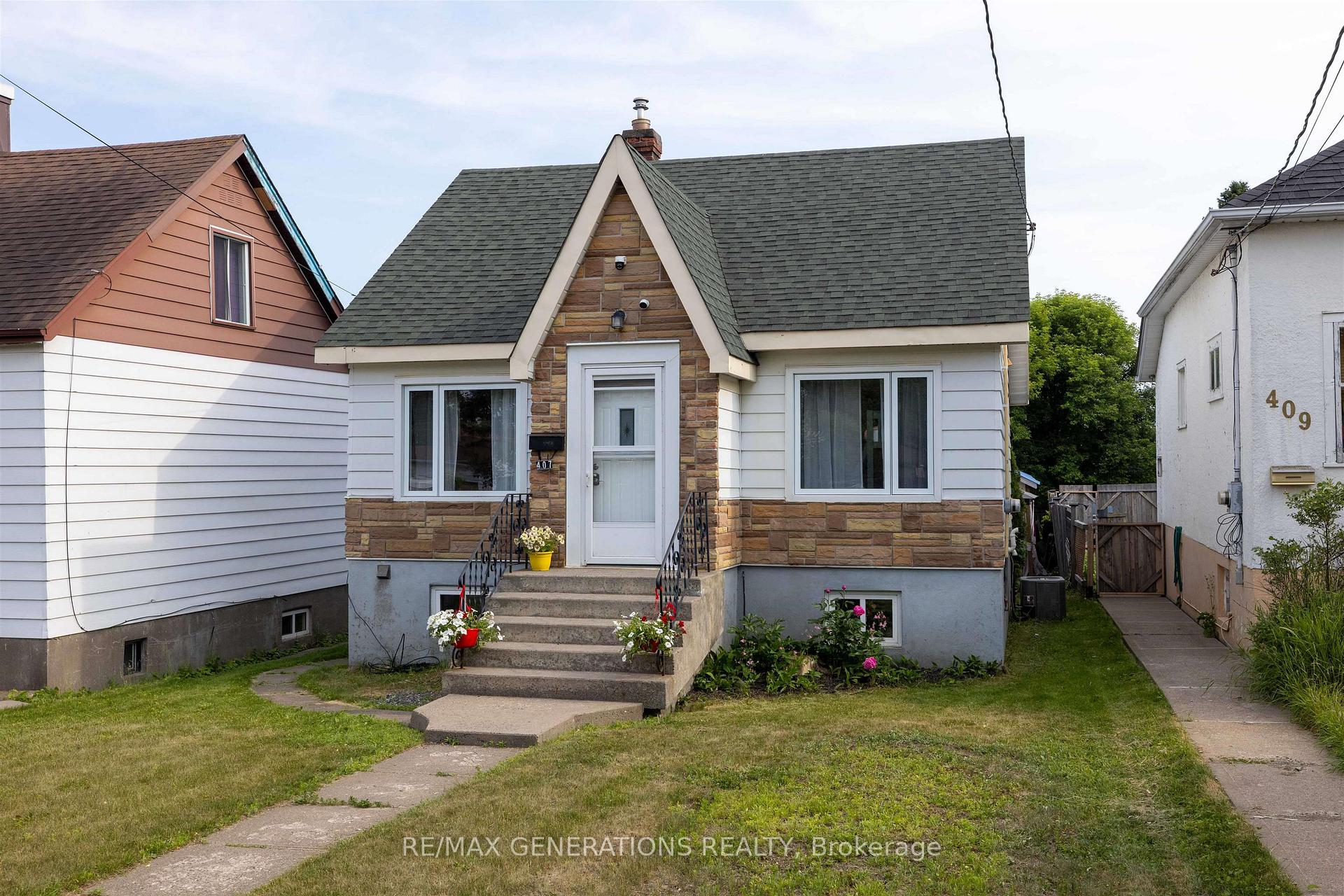 Photo 1 of 407 Markland Street, Thunder Bay, Academy Heights — HOMEH
