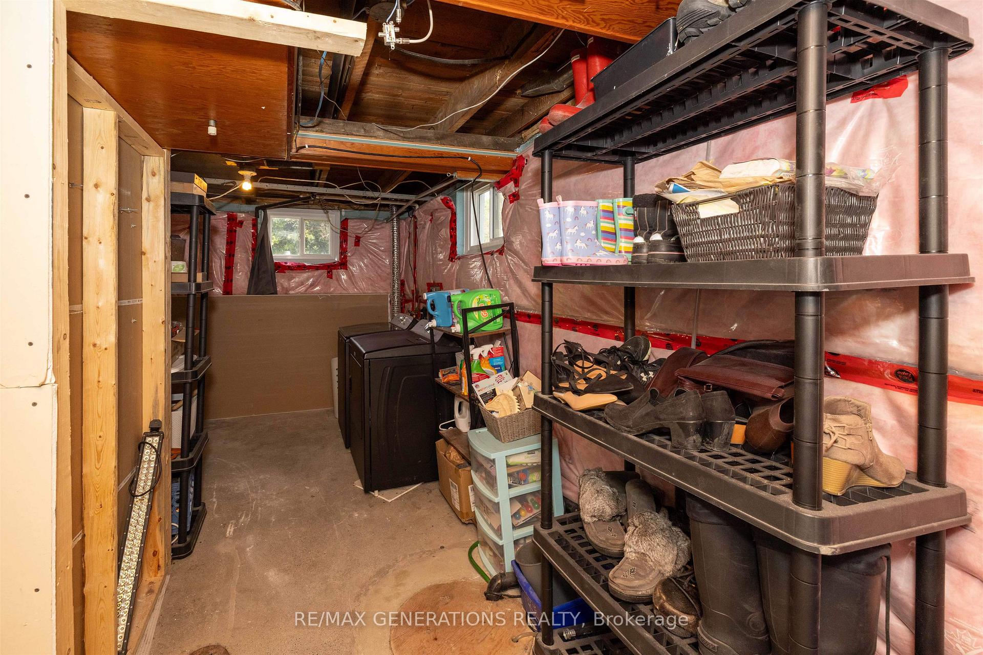 Photo 21 of 407 Markland Street, Thunder Bay, Academy Heights — HOMEH