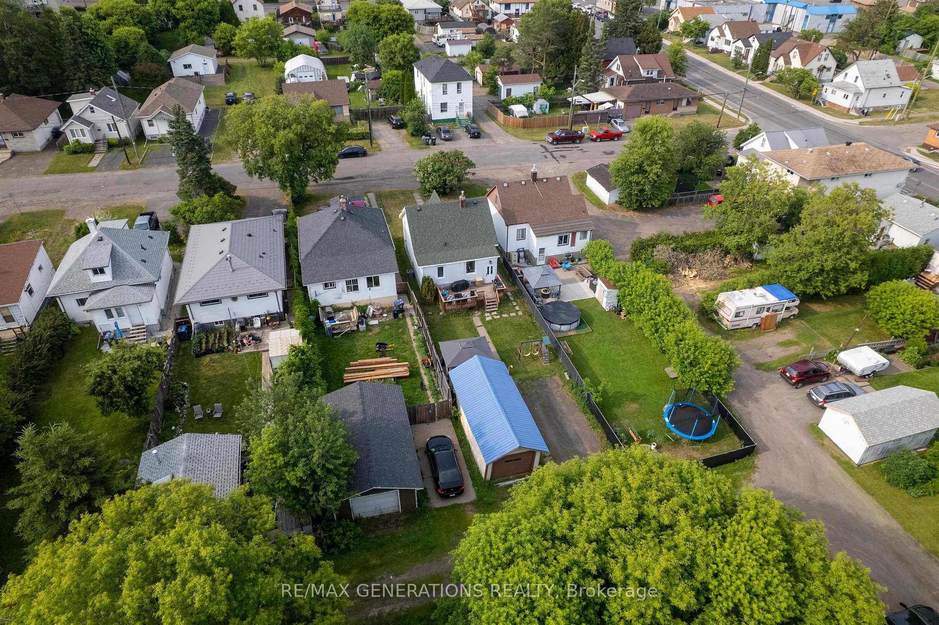 Photo 24 of 407 Markland Street, Thunder Bay, Academy Heights — HOMEH