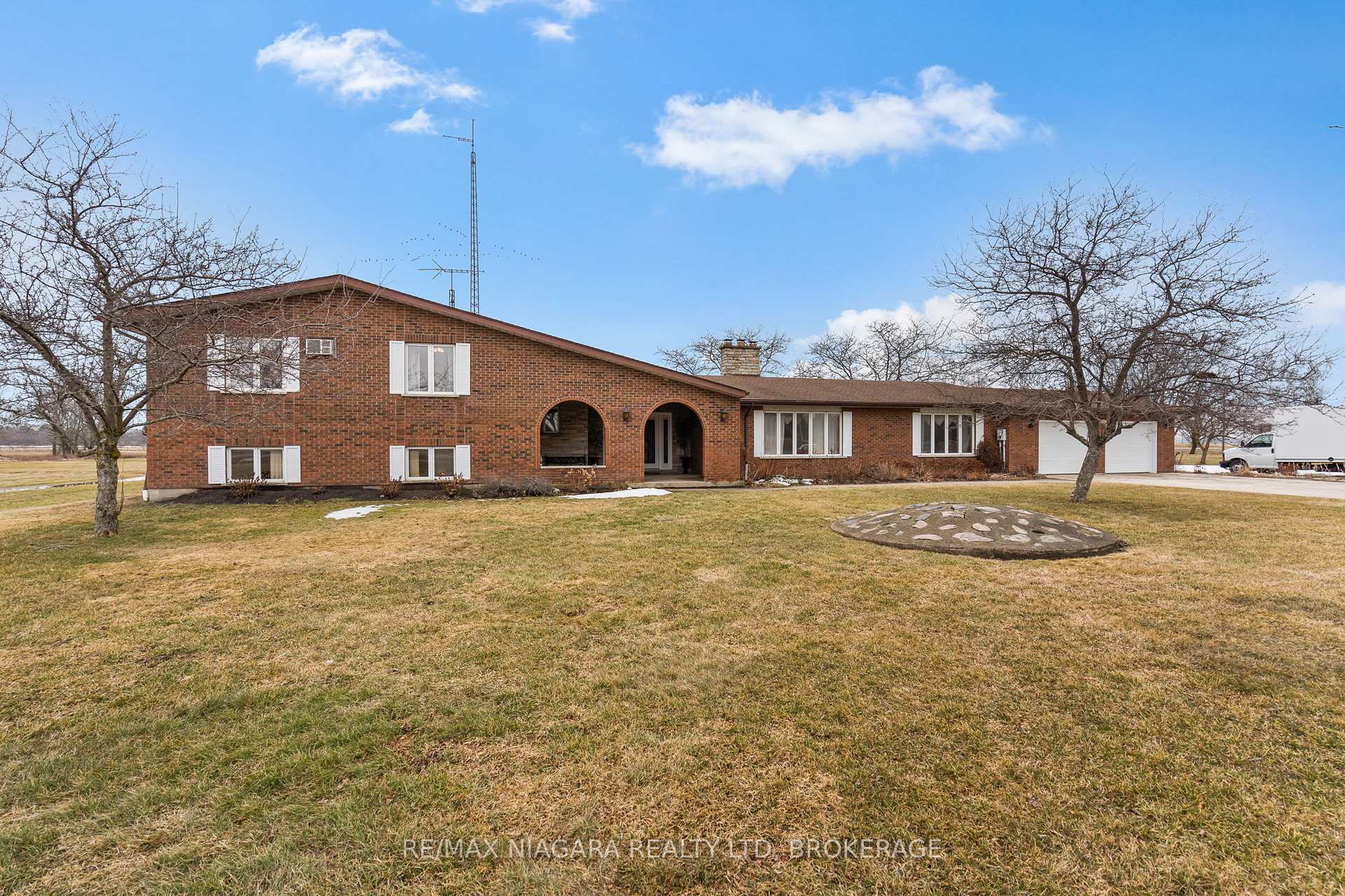 Photo 3 of 11292 Golf Course Road, Wainfleet, Marshville/Winger — HOMEH