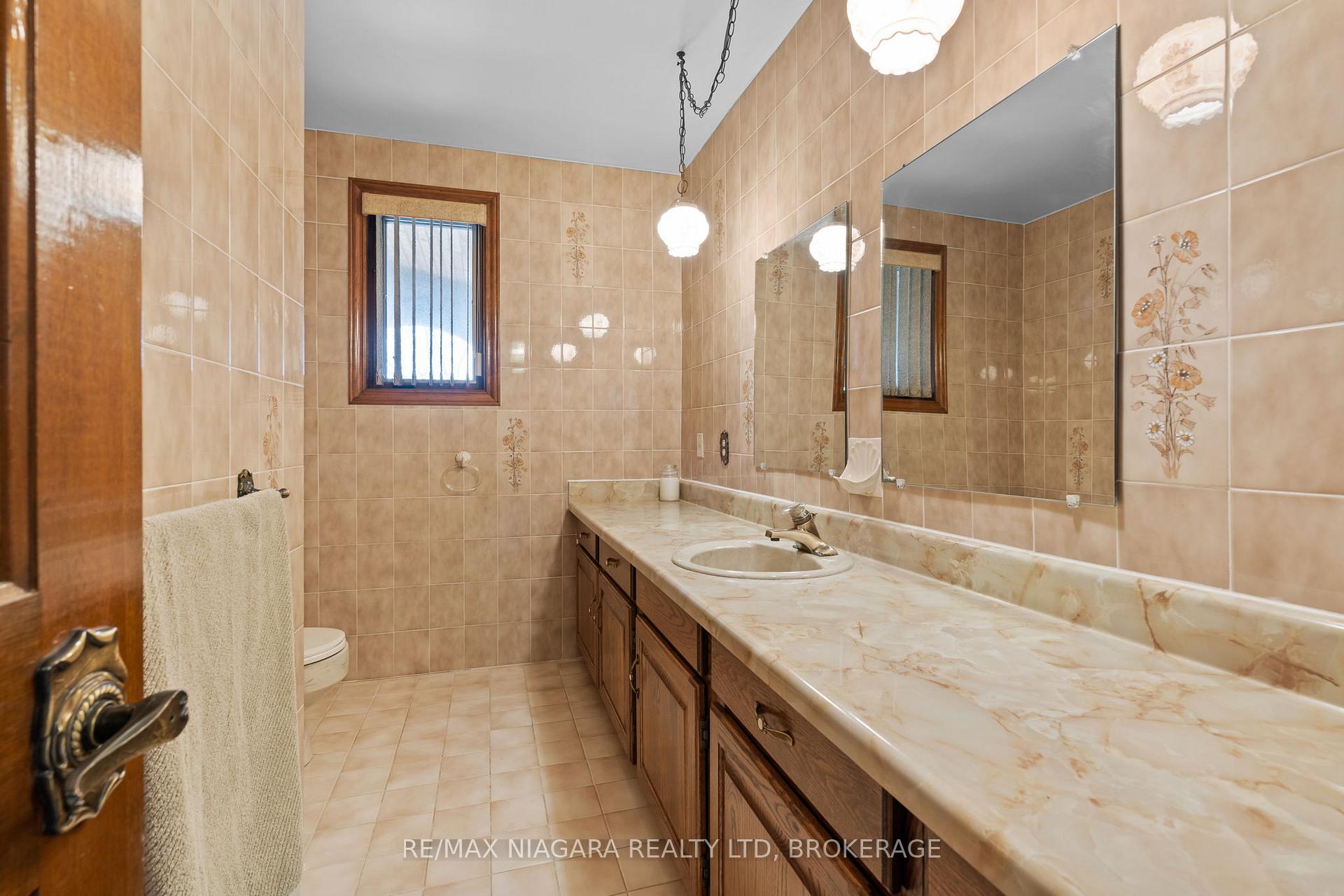 Photo 19 of 11292 Golf Course Road, Wainfleet, Marshville/Winger — HOMEH