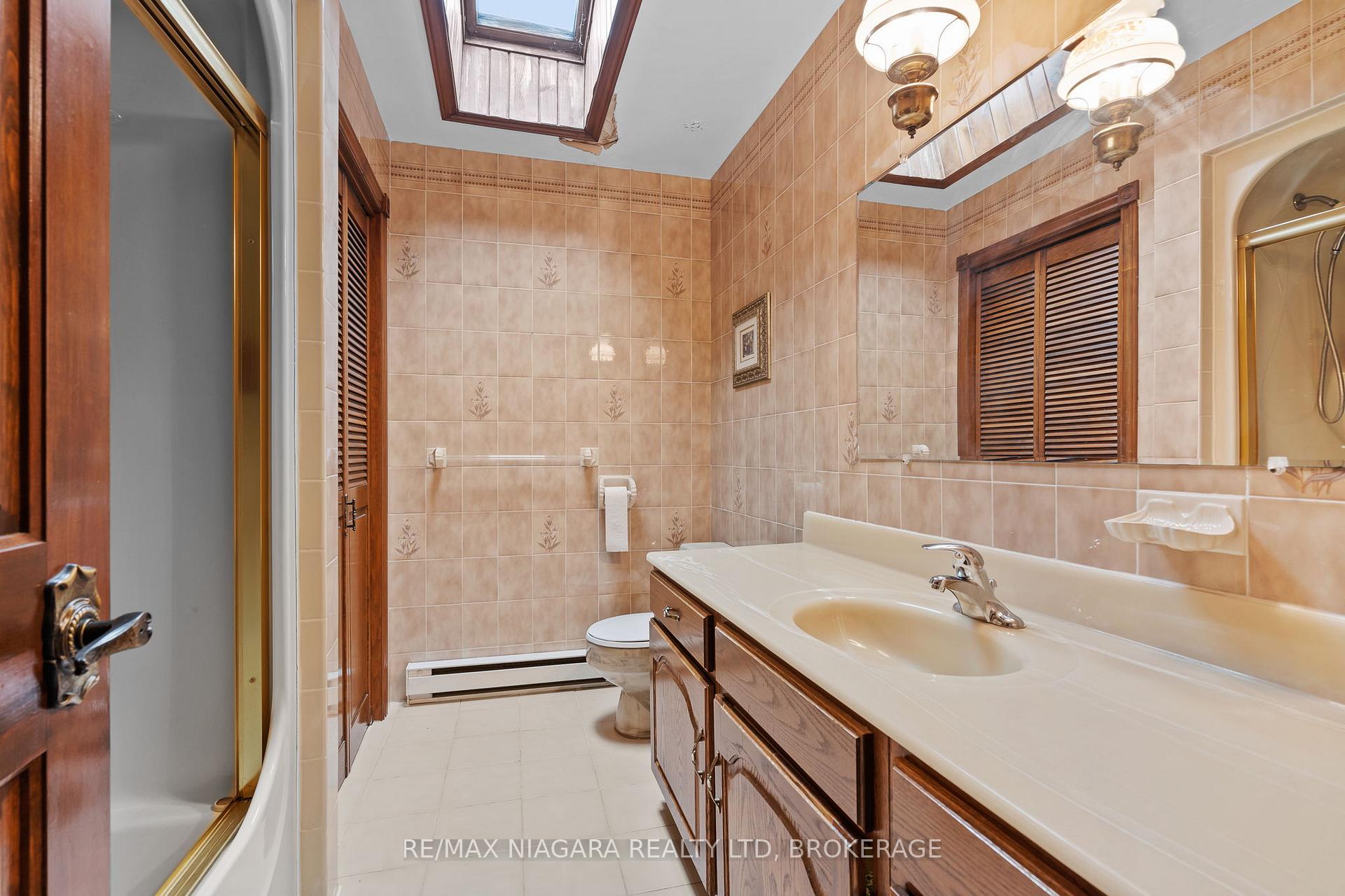 Photo 21 of 11292 Golf Course Road, Wainfleet, Marshville/Winger — HOMEH