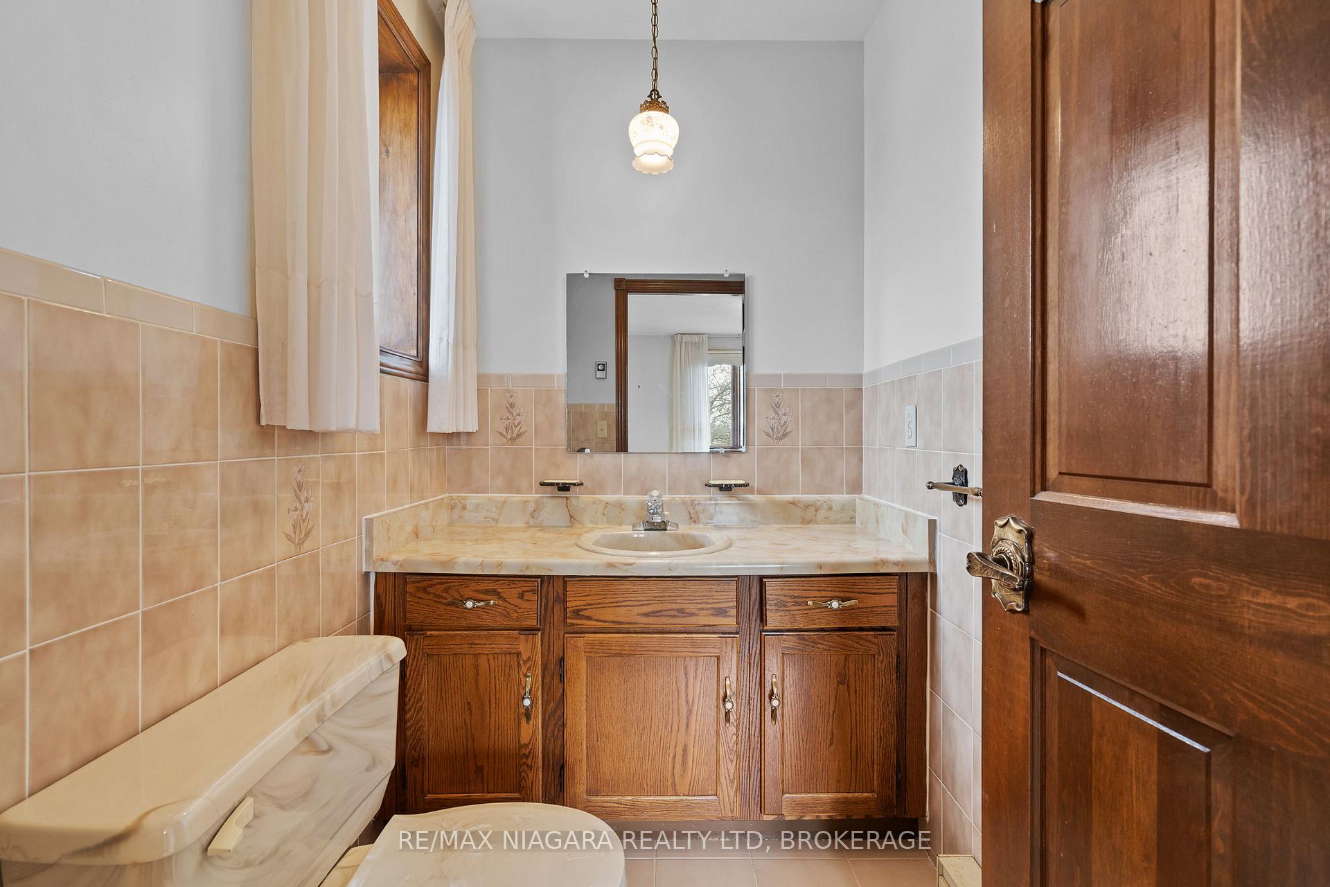 Photo 23 of 11292 Golf Course Road, Wainfleet, Marshville/Winger — HOMEH