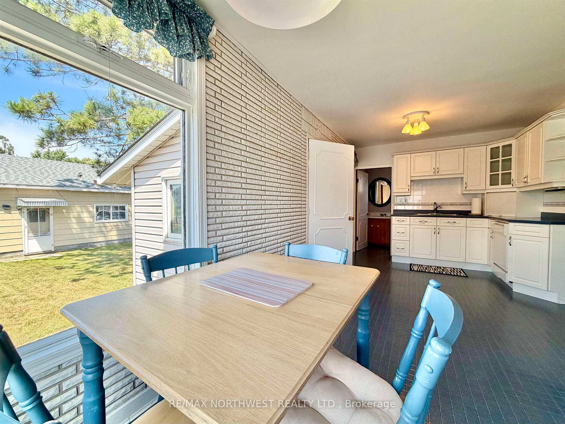 Photo 6 of 238 Third Street E, Fort Frances — HOMEH