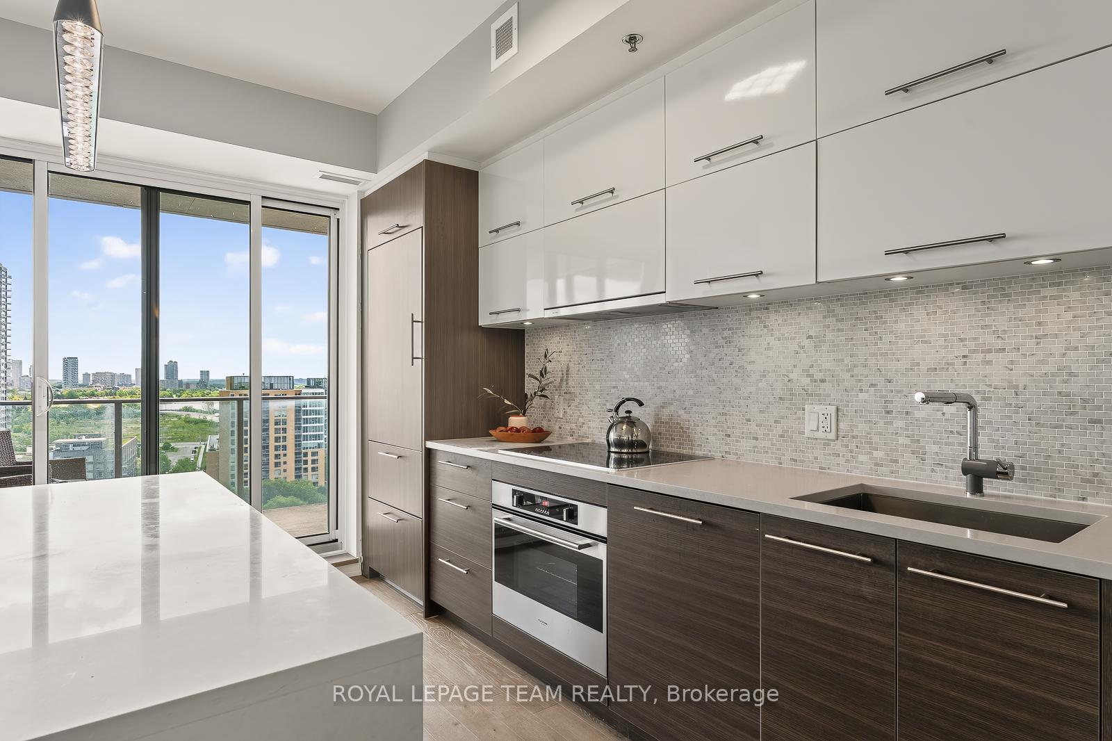 Photo 11 of Unit 903, 428 Sparks Street, Ottawa, Ottawa Centre — HOMEH